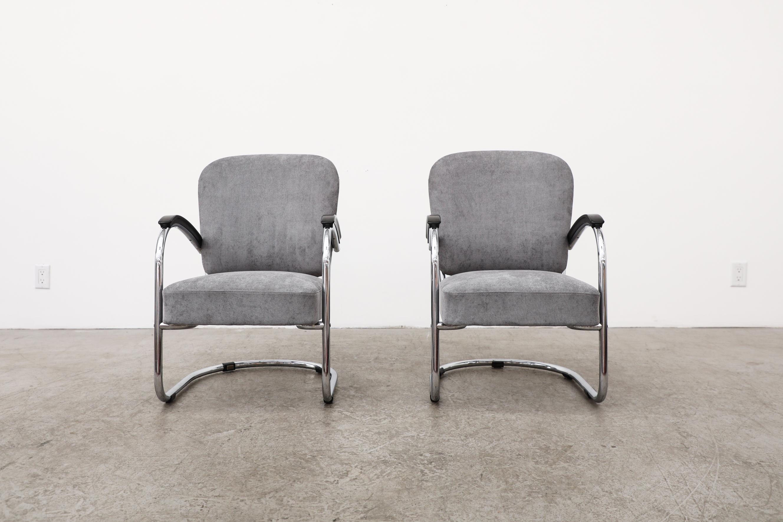 Mid-Century Modern Pair of Model no. 436 Bauhaus Lounge Chairs by Paul Schuitema, 1930's