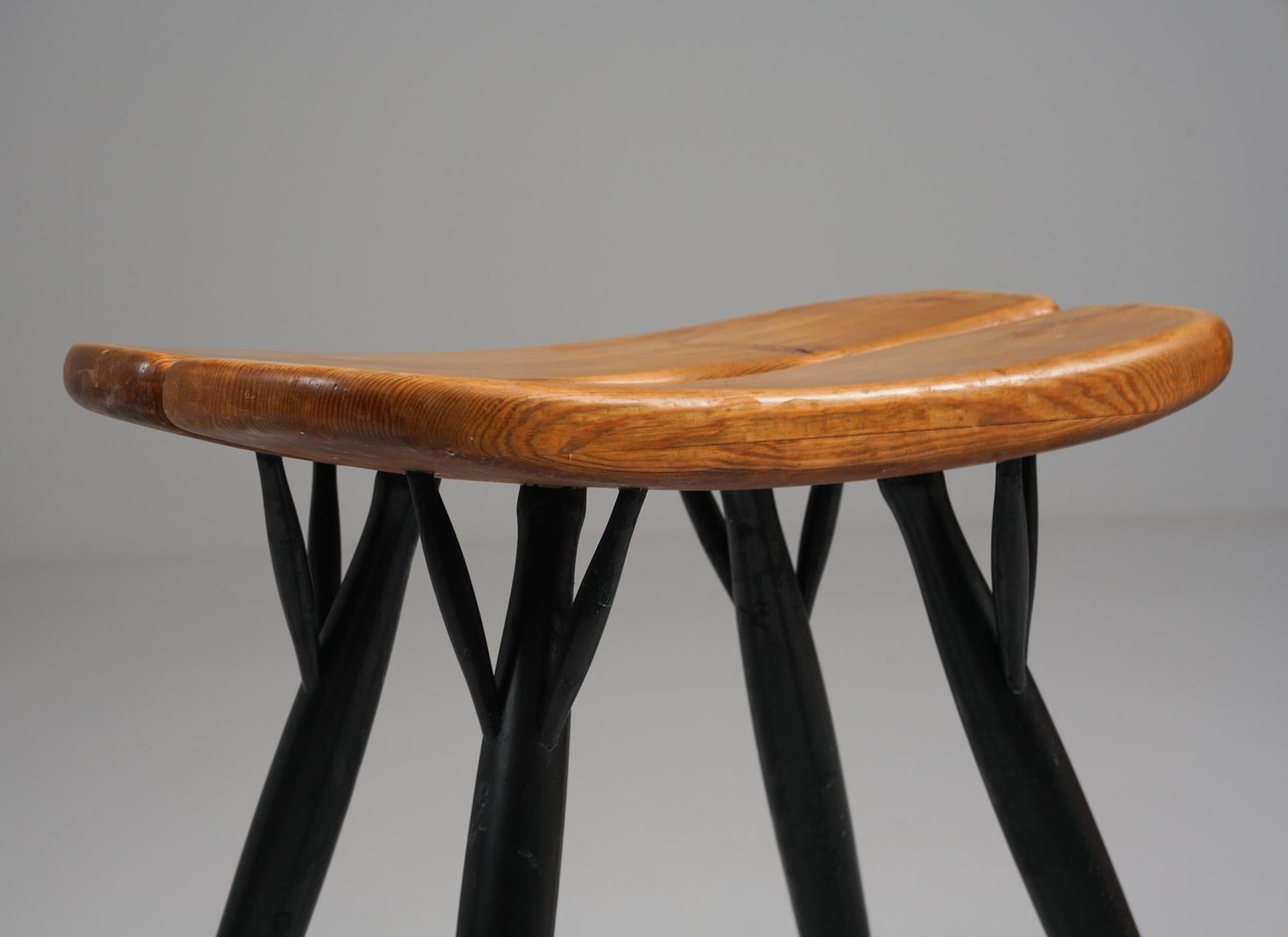 Finlandais Paire de tabourets Model No Noovaara, Ilmari Tapiovaara, Laukaan Puu, Finlande, années 1950 en vente