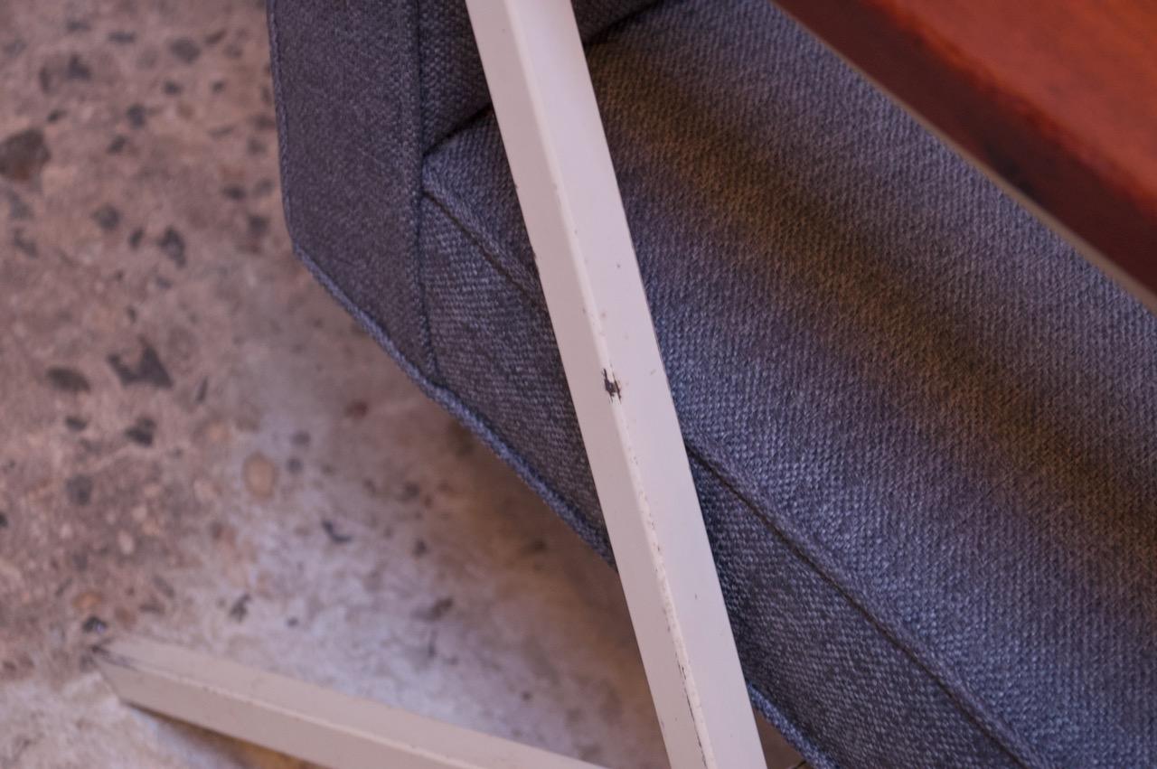 Paire de fauteuils Modèle R-83 de Ladislav Rado pour Knoll & Drake en vente 11