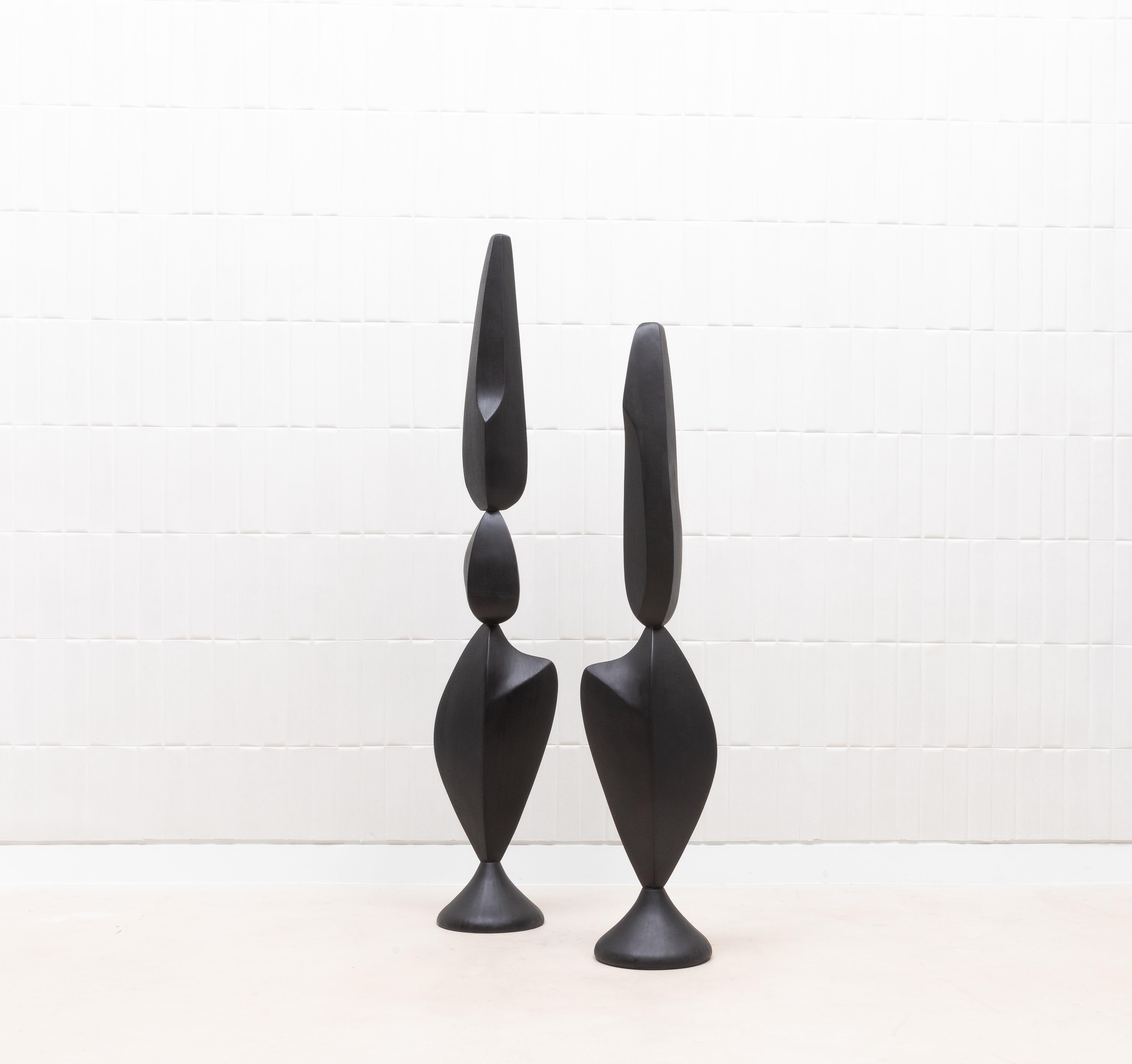 Coppia di sculture astratte moderne XL in Oak di Patrick Coard Paris in vendita 2