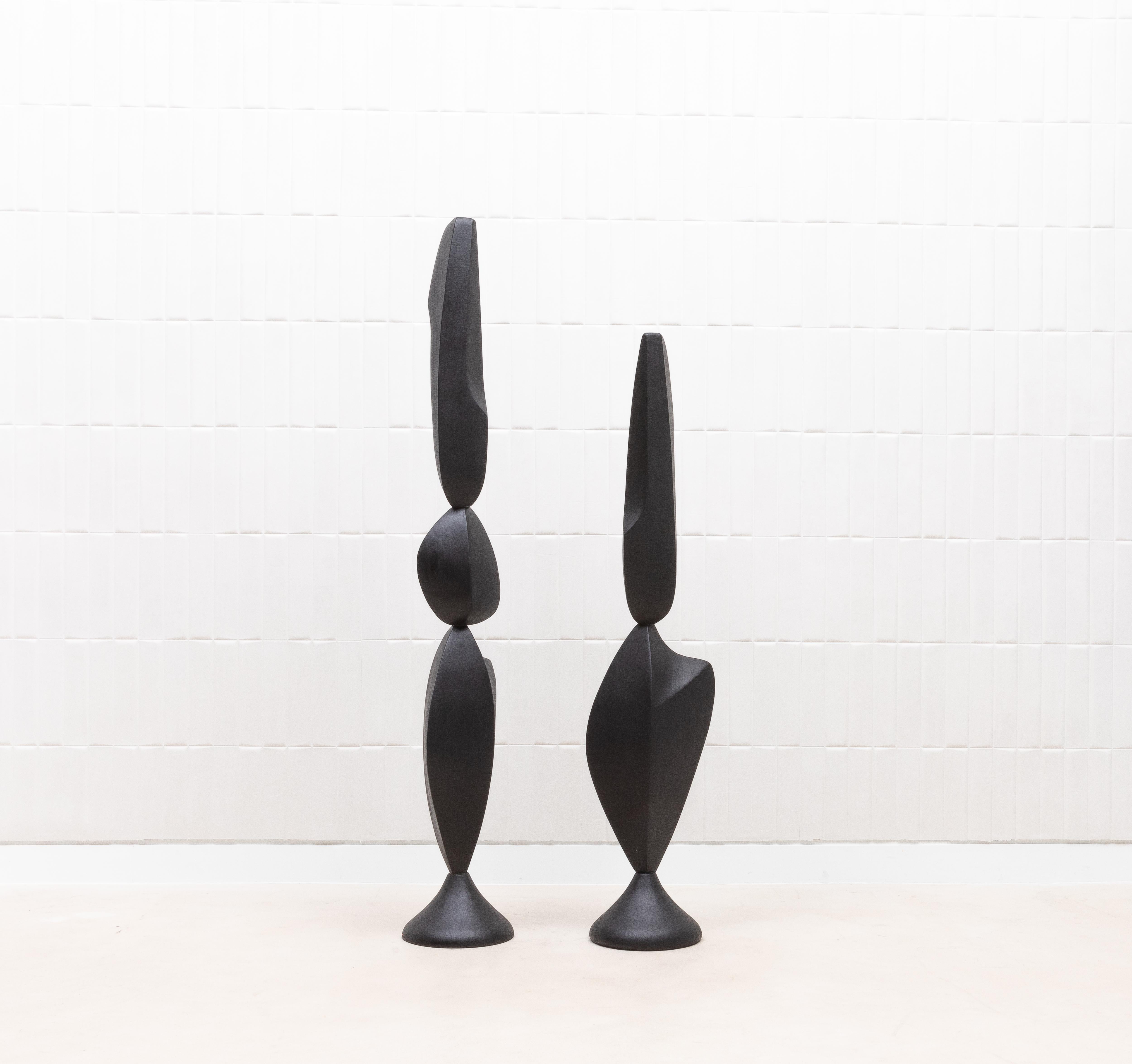 Coppia di sculture astratte moderne XL in Oak di Patrick Coard Paris in vendita 3