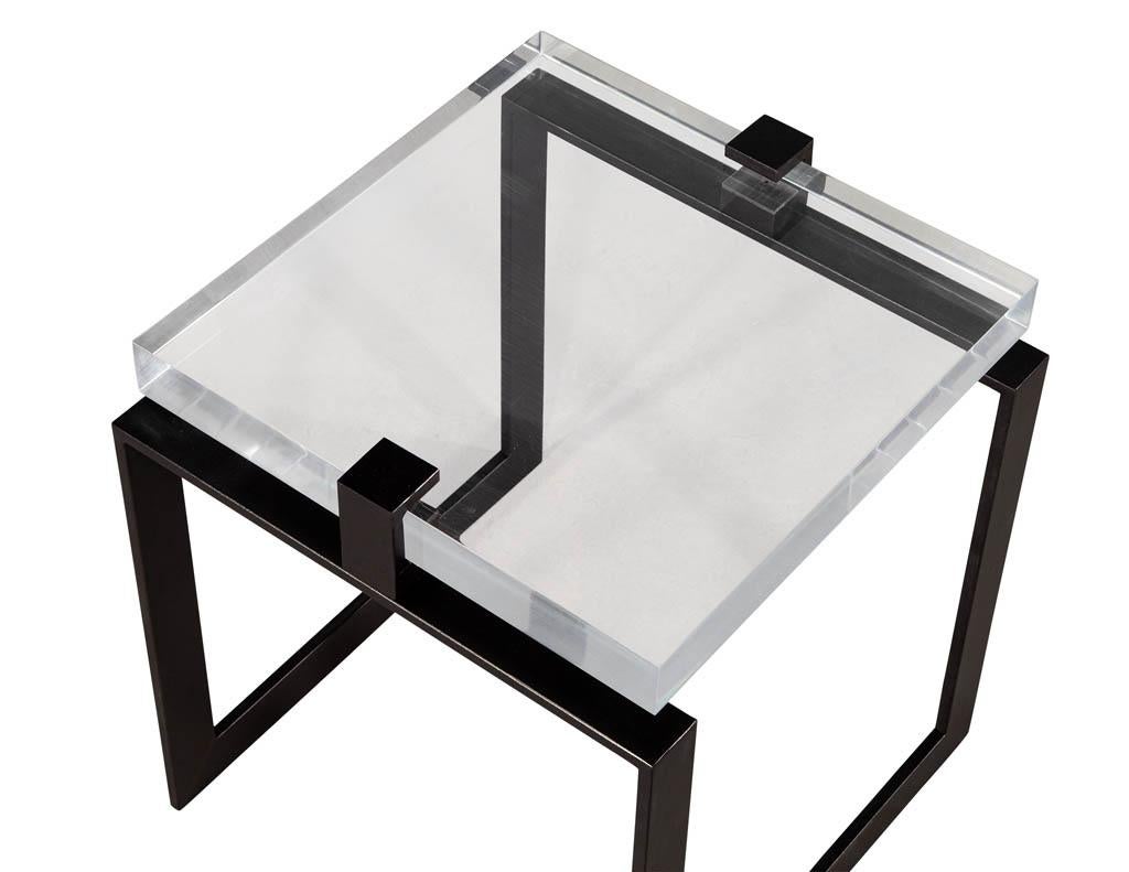 Pair of Modern Acrylic and Metal Side Tables For Sale 1