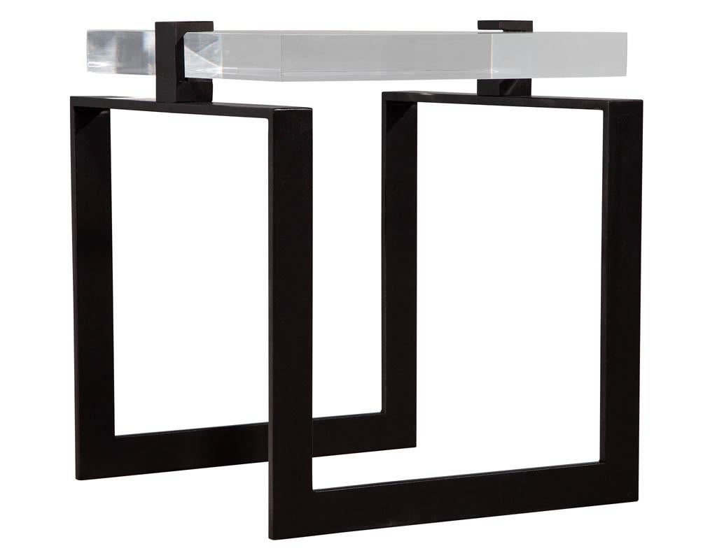 Pair of Modern Acrylic and Metal Side Tables For Sale 3