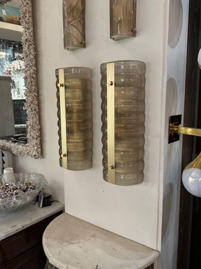 Pareja de modernos apliques de Murano en forma de barril Siglo XXI y contemporáneo en venta
