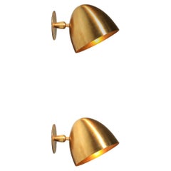coppia di applique moderne a forma di campana in ottone massiccio patinato