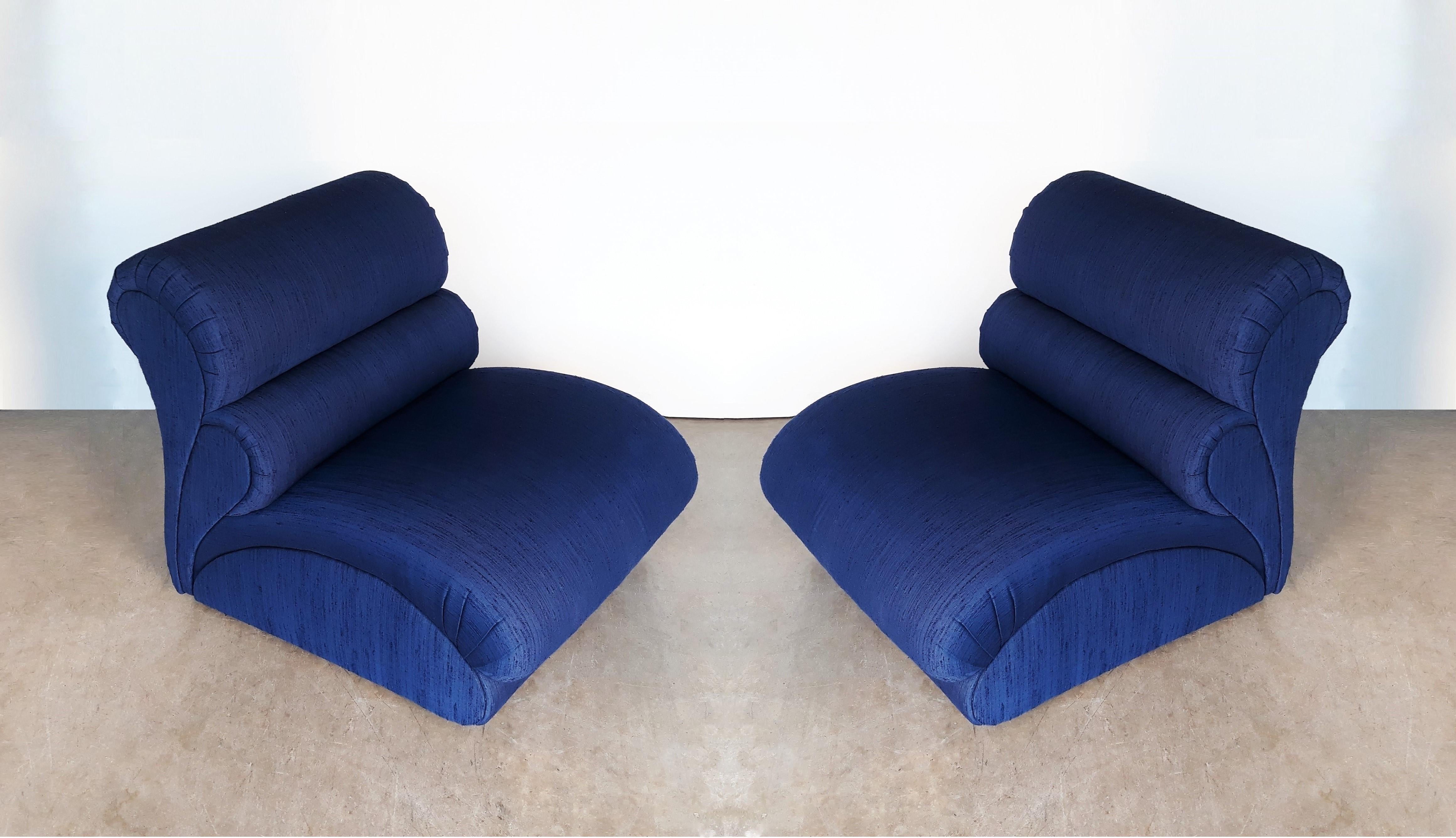 Mid-Century Modern Pair of Modern Biomorphic Lounge Chairs by Weiman, 1980s For Sale