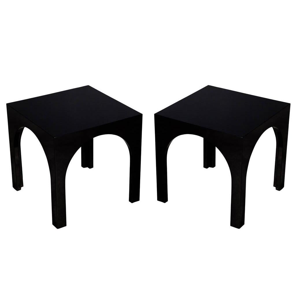 Pair of Modern Black Lacquered Polished End Tables For Sale