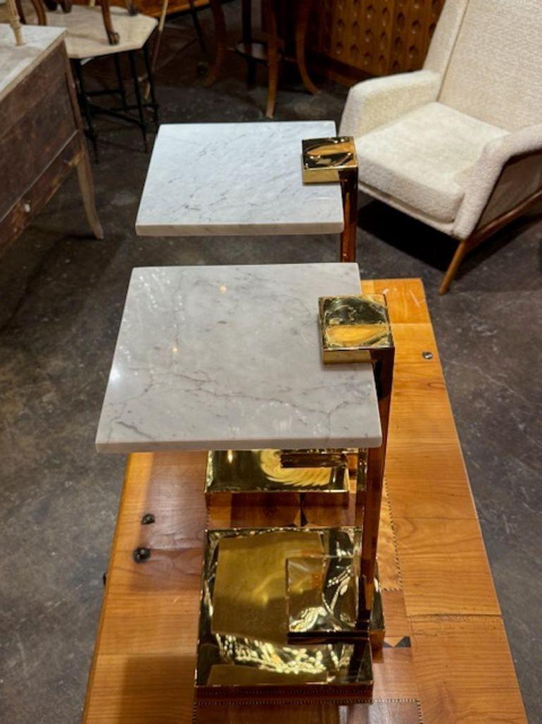 Pareja de Mesas de Bebida Modernas de Latón y Mármol Italiano en venta