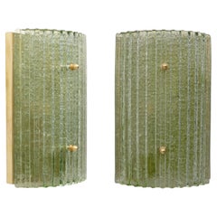 Pareja de apliques modernos Graniglia de latón y cristal de Murano