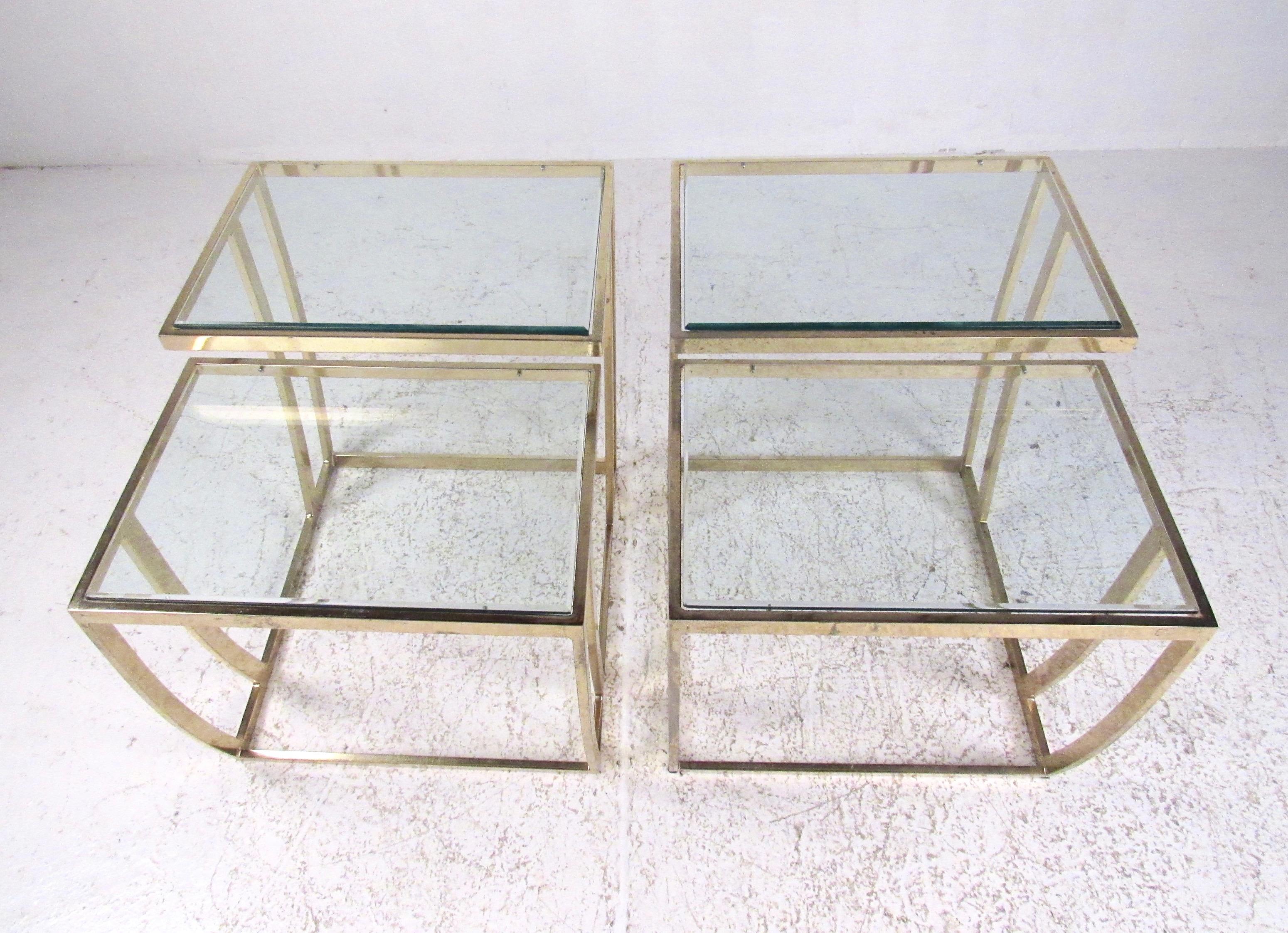 20th Century Pair of Modern Brass Finish End Tables For Sale
