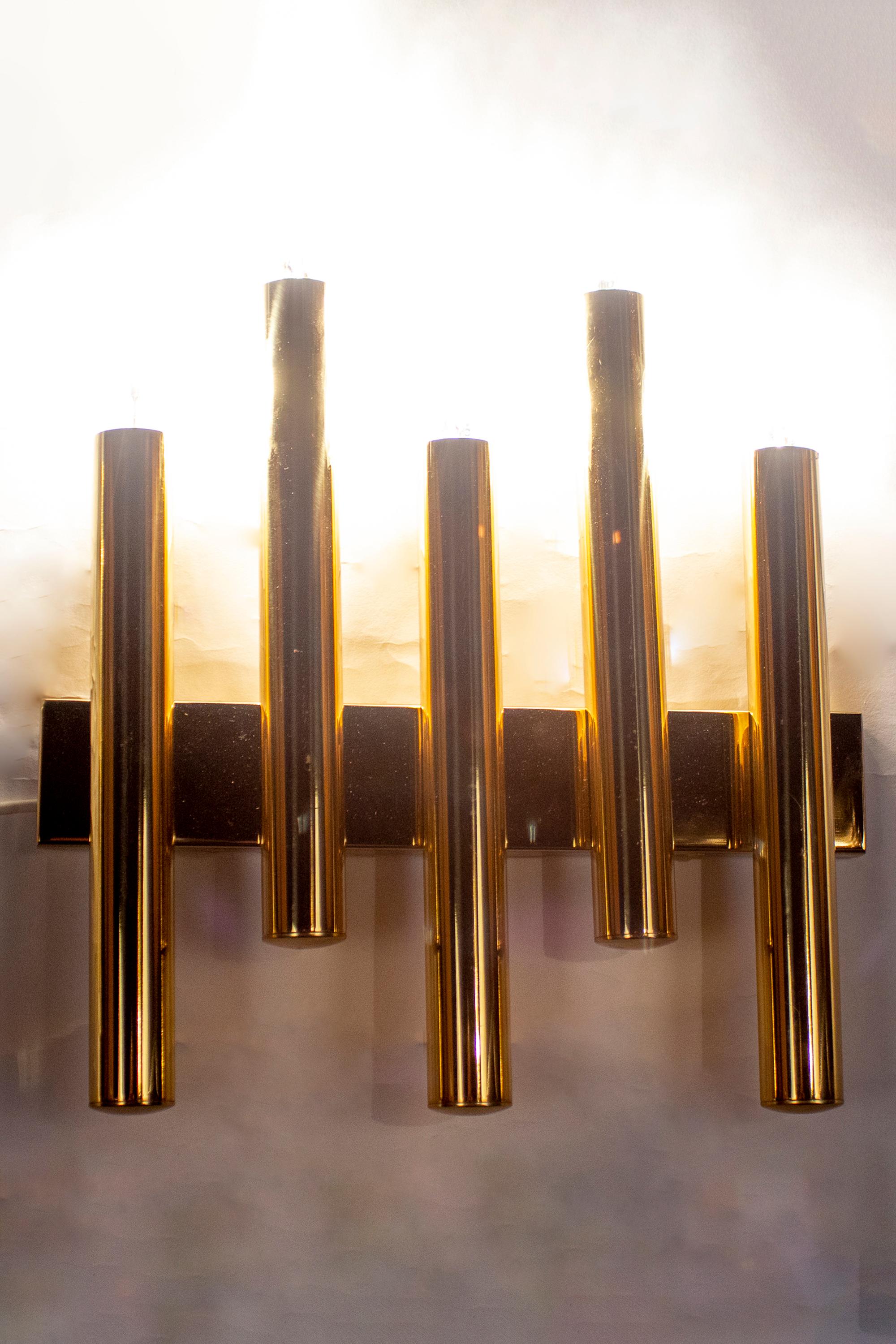 Pair of Modern Brass Sconces Attributed to Gio Ponti 1970 For Sale 5