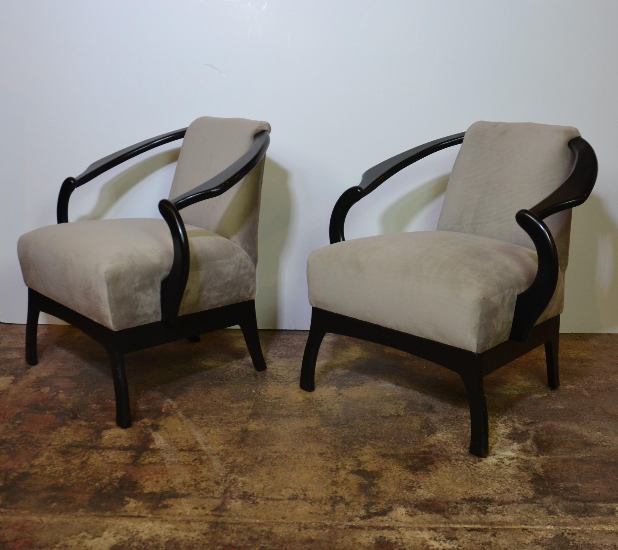 American Pair of Modern Chairs S/2