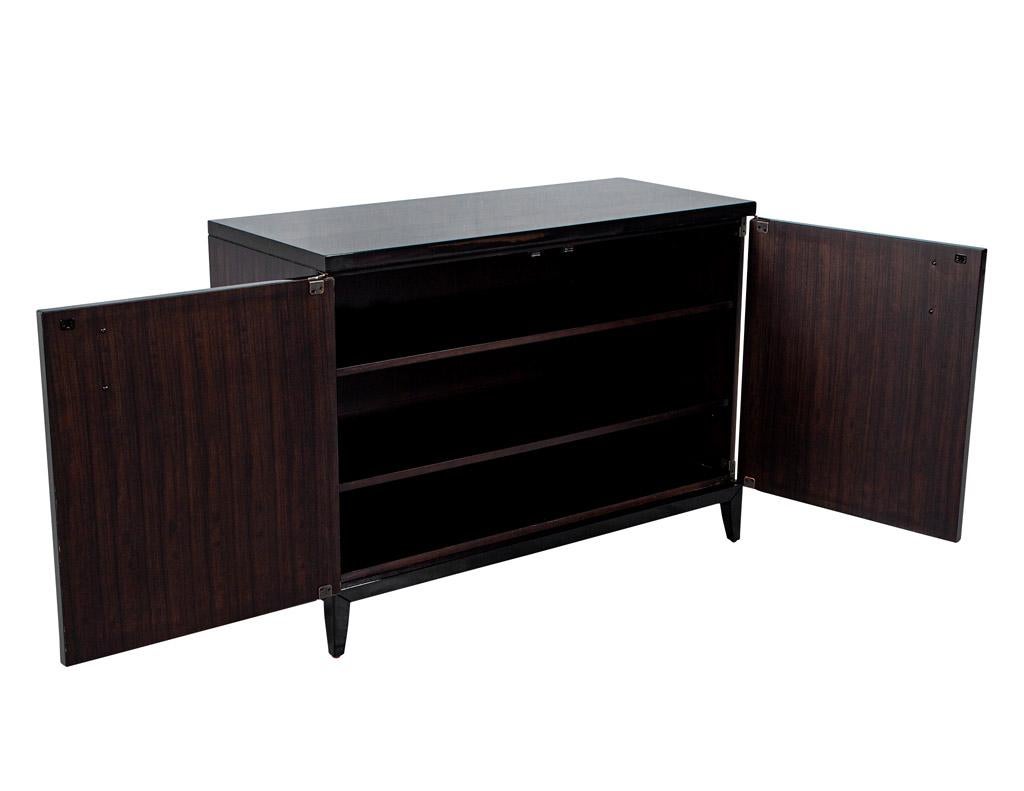 Pair of Modern Commode Chests in High Gloss Lacquer Finish For Sale 3