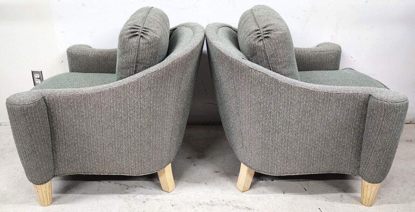 20th Century Pair of Modern Contemporary Club Chairs by Pearson For Sale