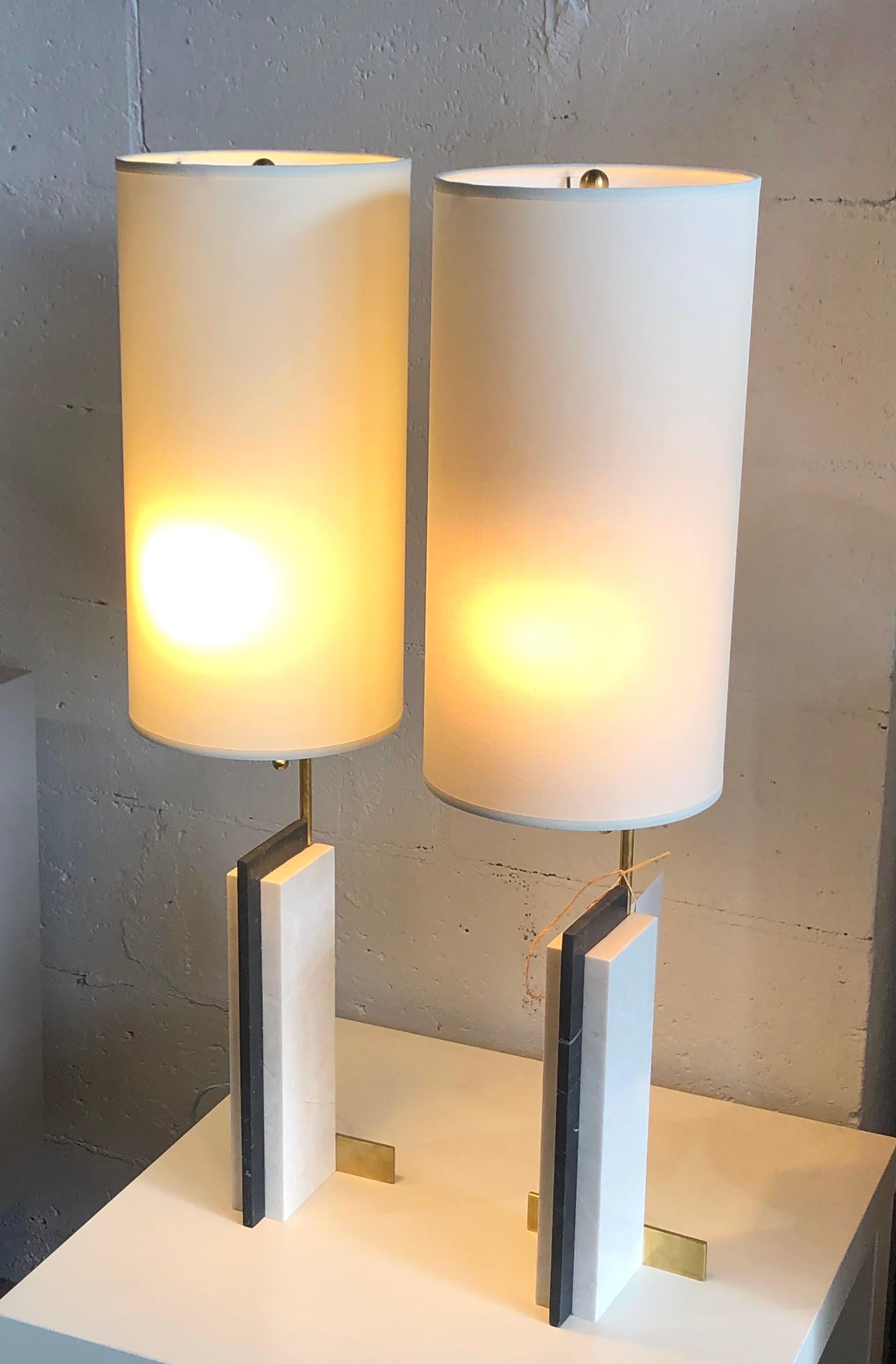 American Pair of Modern Craftsman Table Lamps in Marble and Brass For Sale