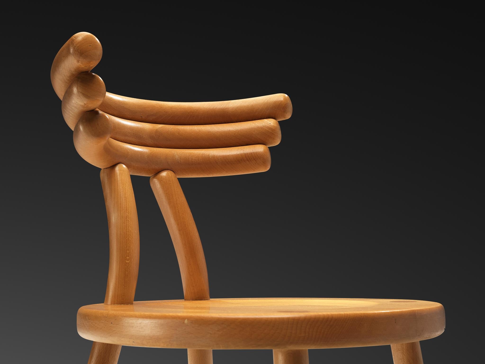 Mid-Century moderno Coppia di sedie da pranzo moderne con schienale rotondo in vendita