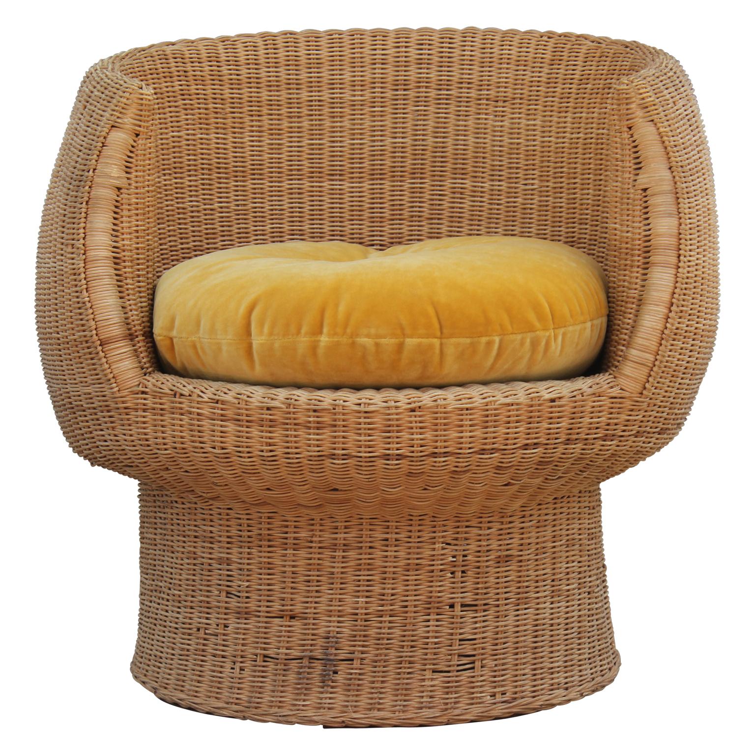 Pair of Modern Eero Aarnio Style Gold Velvet Rattan Lounge Chairs and Ottomans In Excellent Condition In Houston, TX