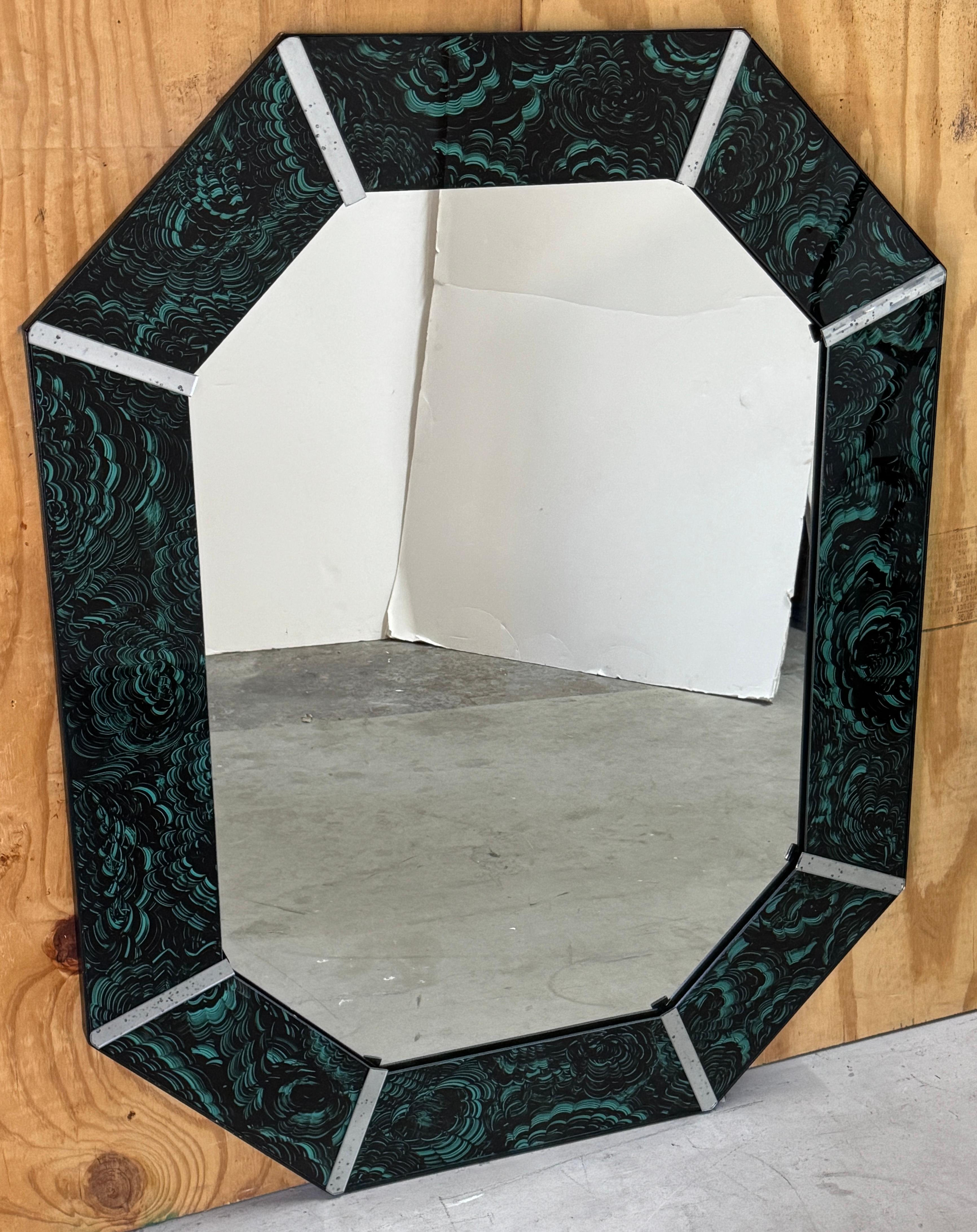 XXIe siècle et contemporain Paire de miroirs octogonaux en malachite The Moderns en vente