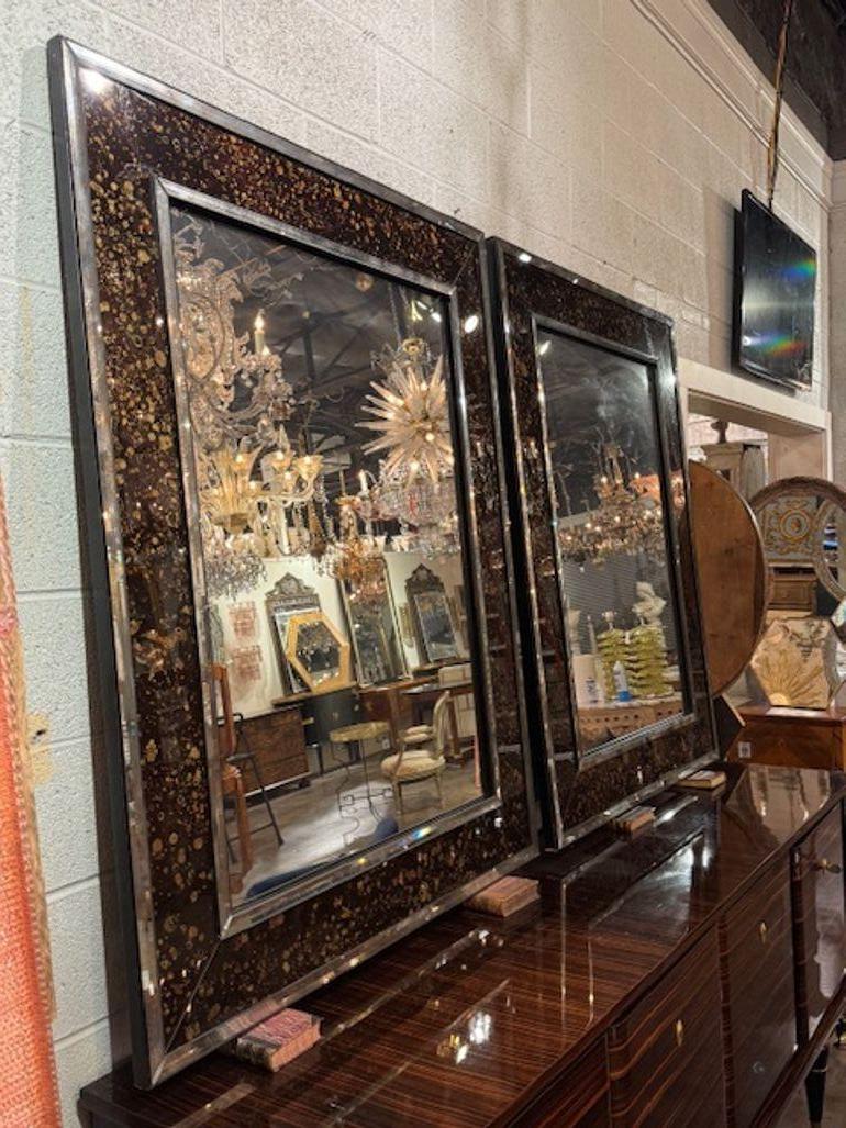 Pair of Modern Eglomise Mirrors In Good Condition For Sale In Dallas, TX
