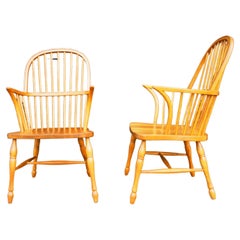 Pair of modern English pinewood windsor chairs  