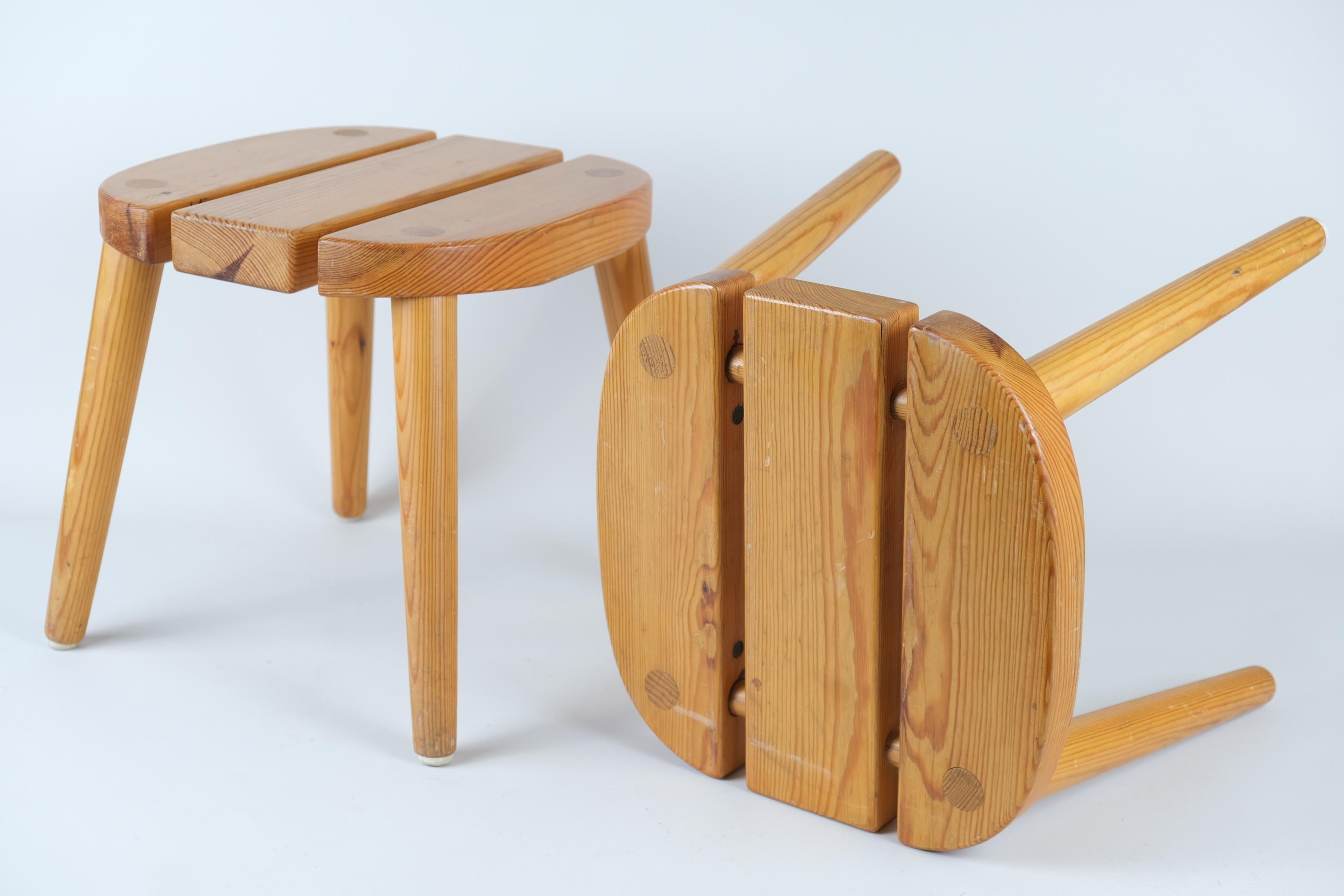 Pair of Modern Finnish Sauna Stools in Pine, Finland 1970s For Sale 3