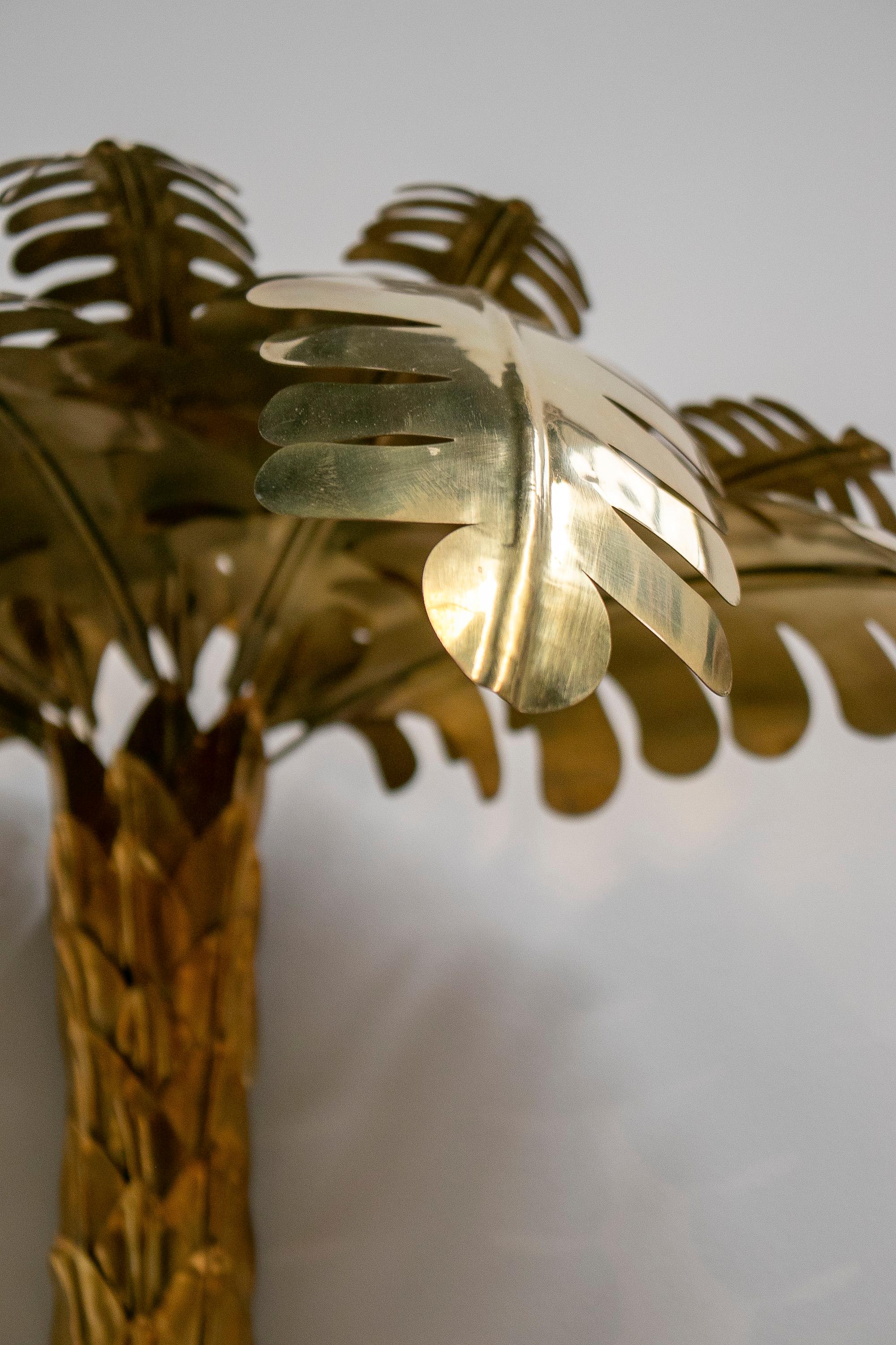 Pair of Modern French Bronze Palm Shaped Wall Lamp Shades or Ornaments 8