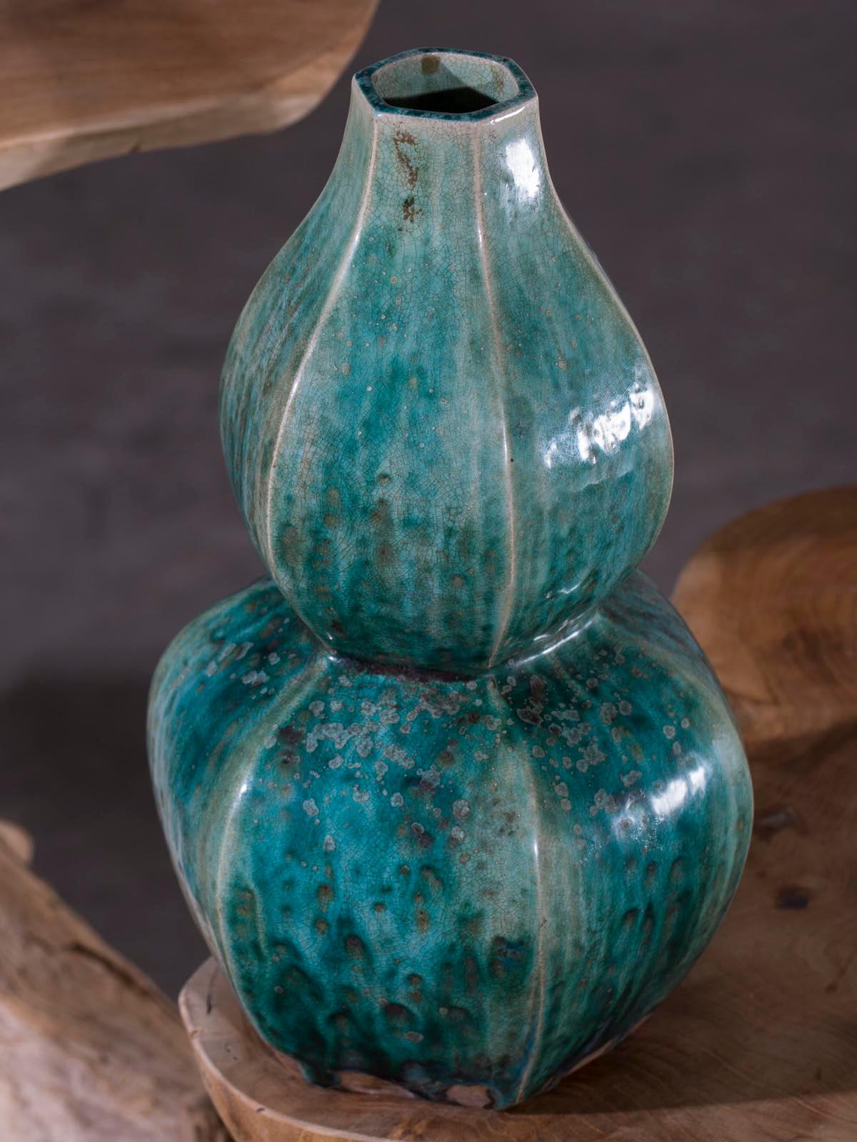 Pair of Modern Handmade Chinese Glazed Double Gourd Vases In Good Condition In Houston, TX
