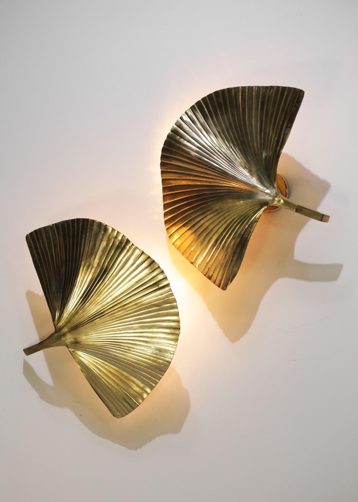 Contemporary Pair of Modern Iatlian Sconces Leaves Style Tommaso Barbi 