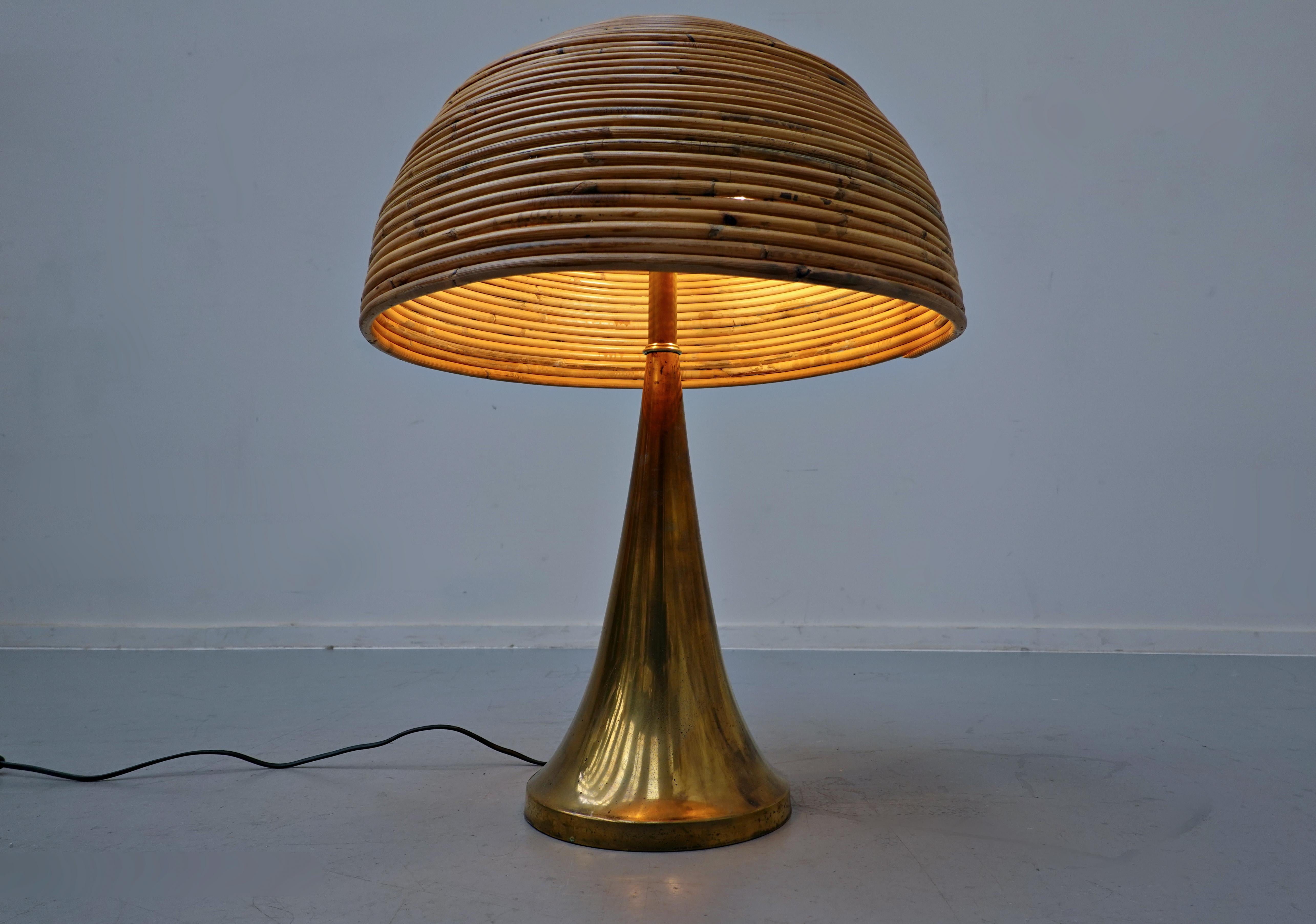 Contemporary Pair of Modern Italian Brass and Bamboo Table Lamp For Sale