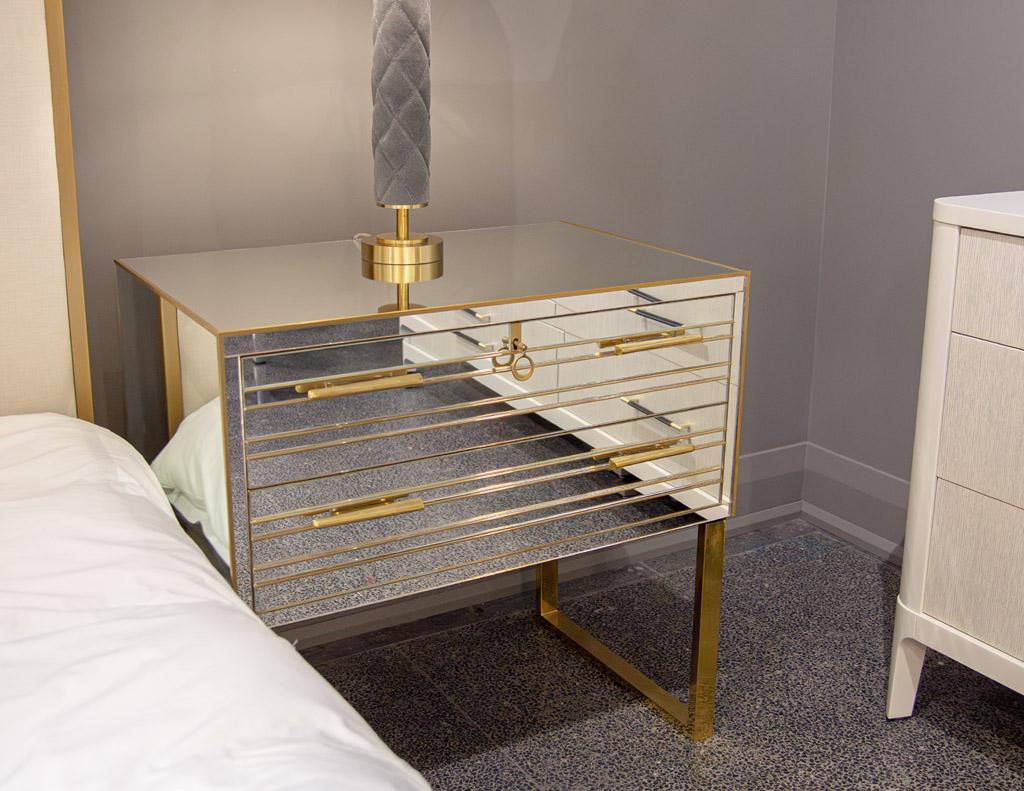 Pair of Modern Italian Brass and Mirror Nightstand Chests For Sale 16
