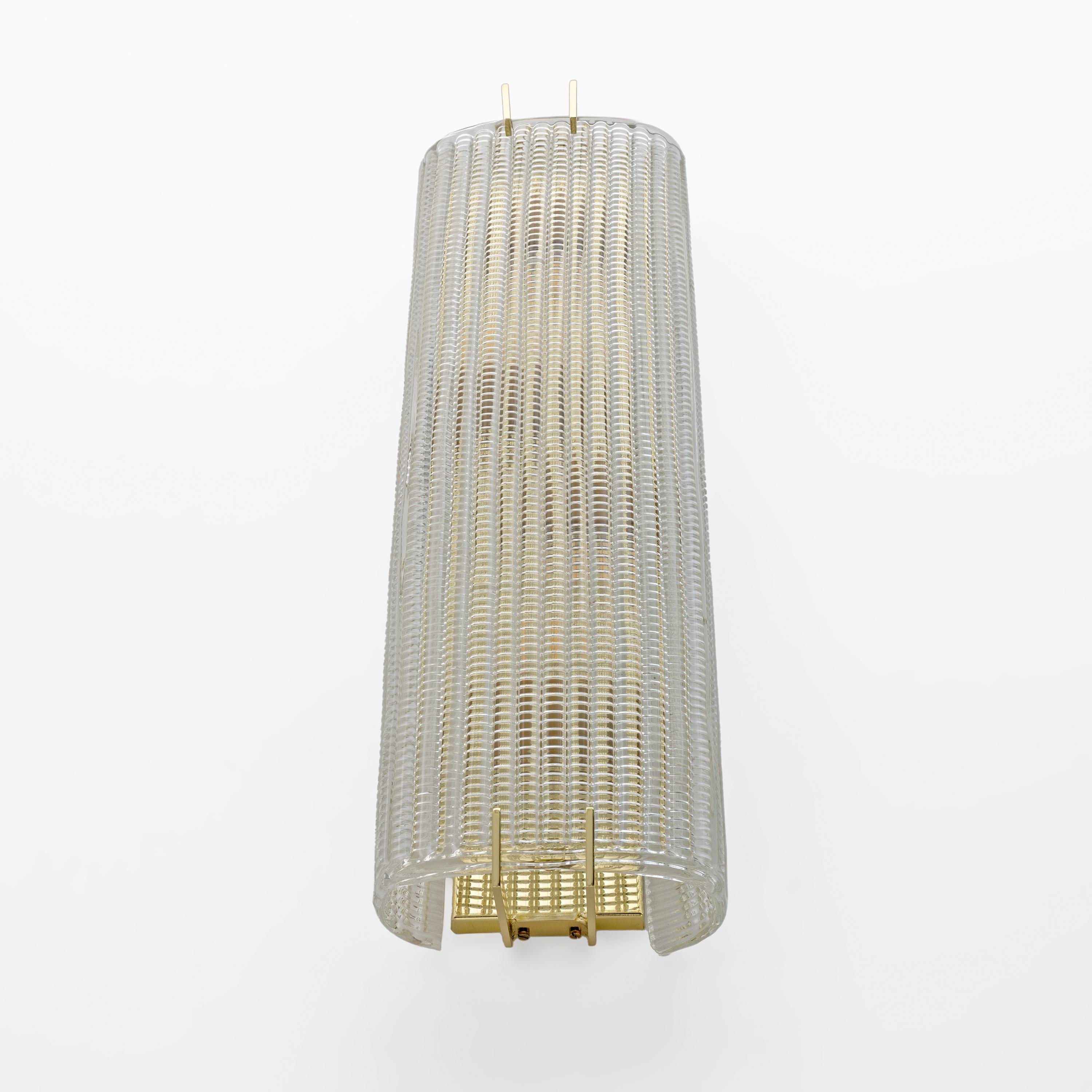 Paar moderne italienische Wandleuchten aus Messing und strukturiertem Muranoglas im Angebot 4