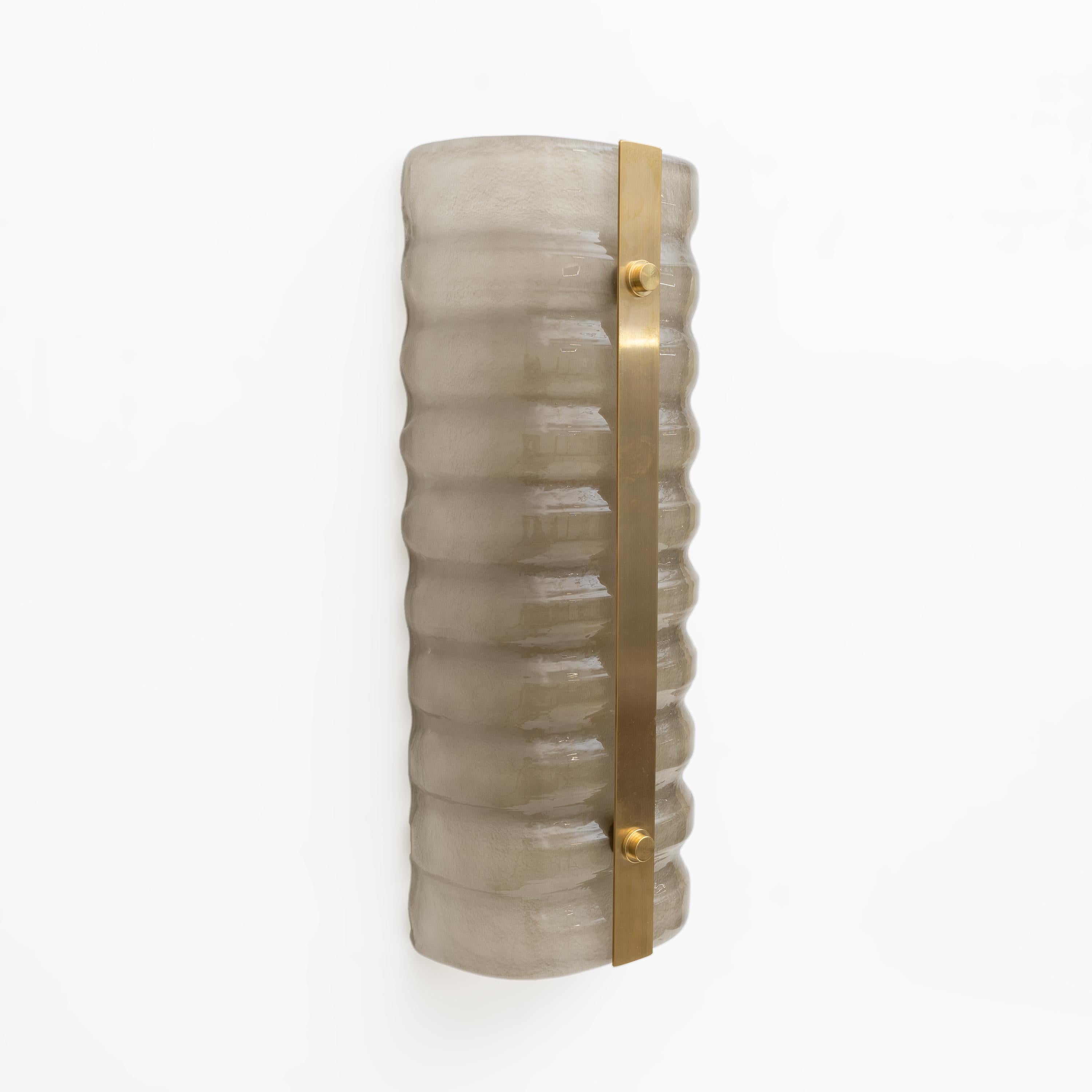 Moderno Pair of Modern Italian Brass and Smoke Murano Glass Wall Sconces in vendita