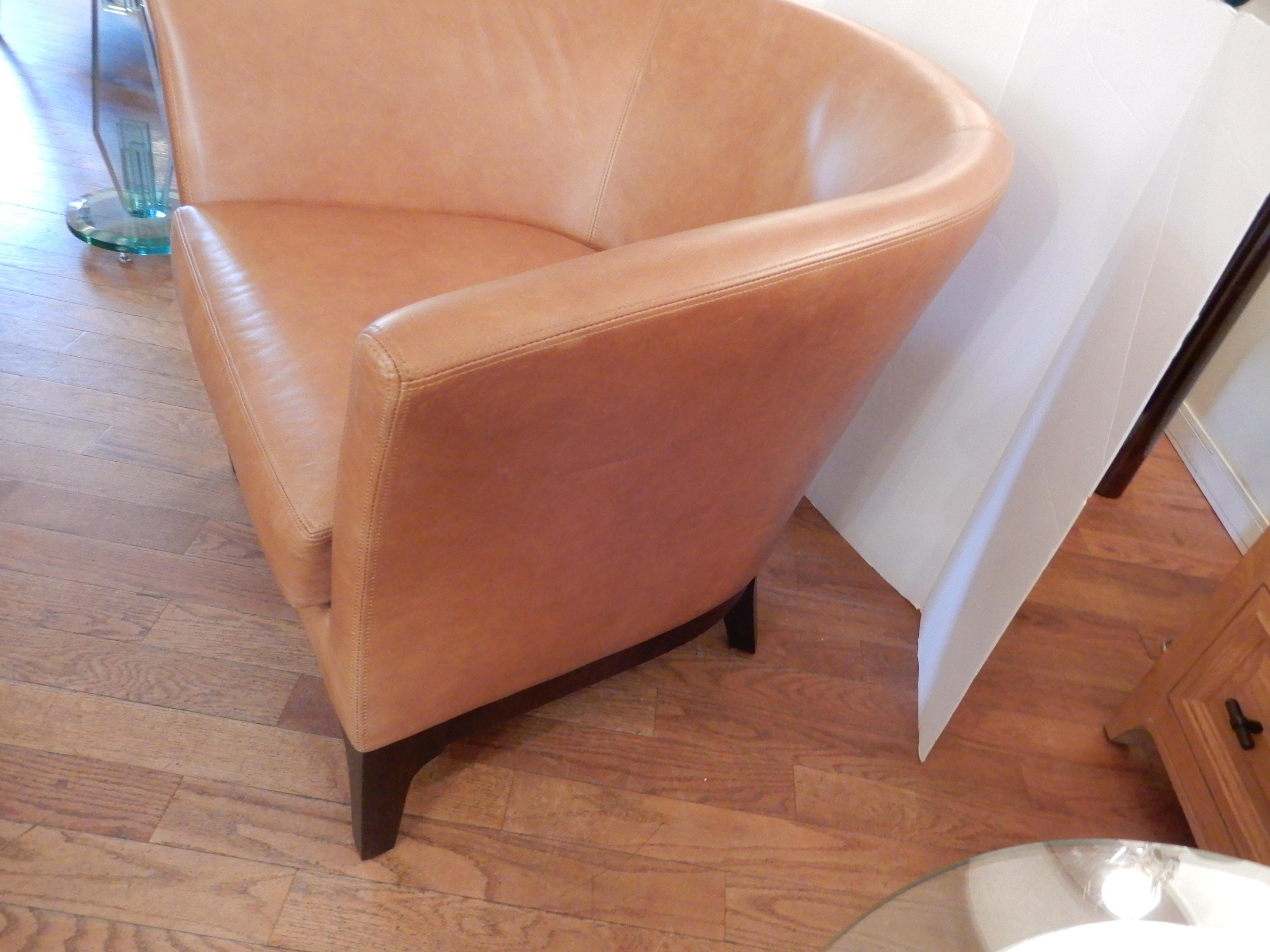 Pair of  Modern Italian Leather Club or Armchairs In Excellent Condition In Bellport, NY