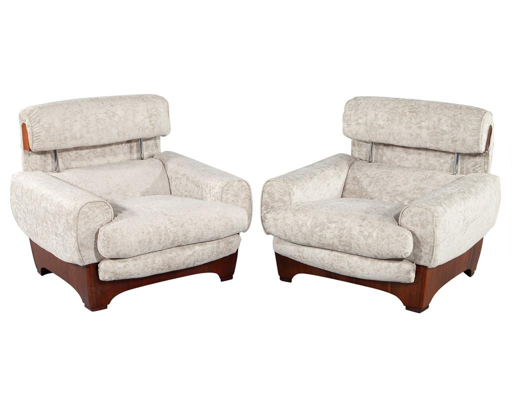 Introducing the perfect addition to your modern living space - a pair of Italian Lounge Chairs, crafted with precision and attention to detail in Italy during the 1970’s. These chairs exude sophistication and elegance, making them a must-have for