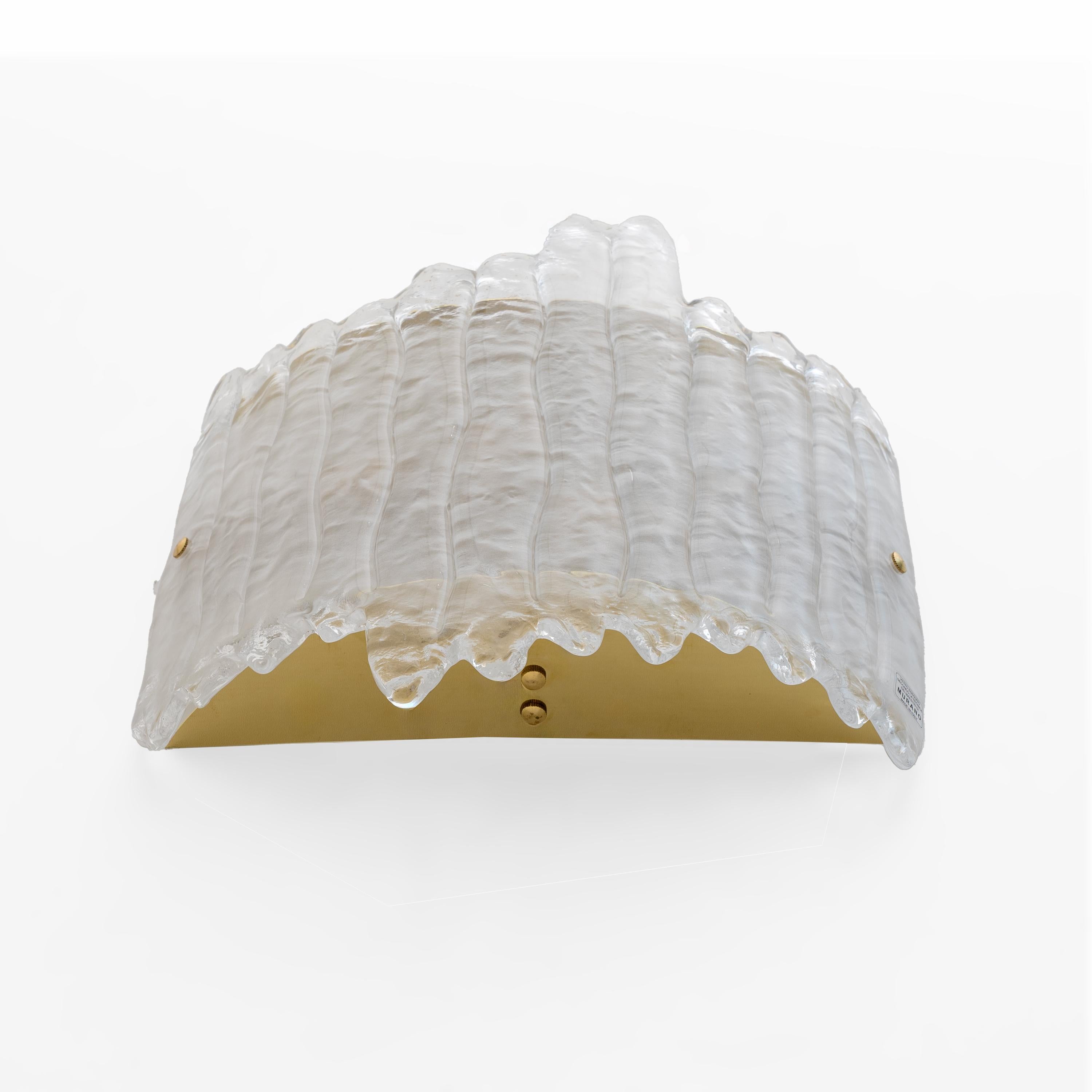 Pair of Modern Italian Murano Glass and Brass glacier Wall Sconces For Sale 2