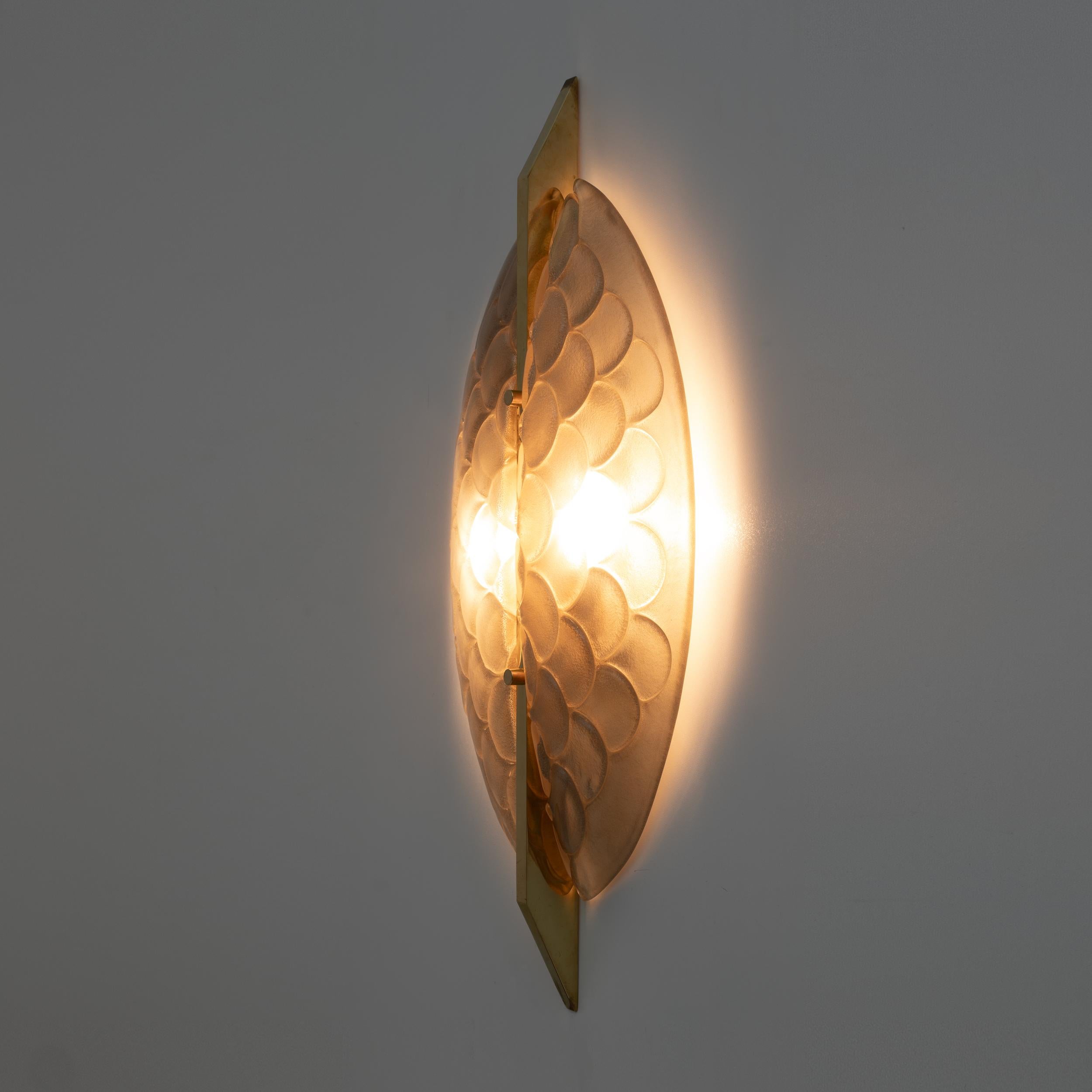 Pair of Modern Italian Murano Glass and Brass Sconces For Sale 1