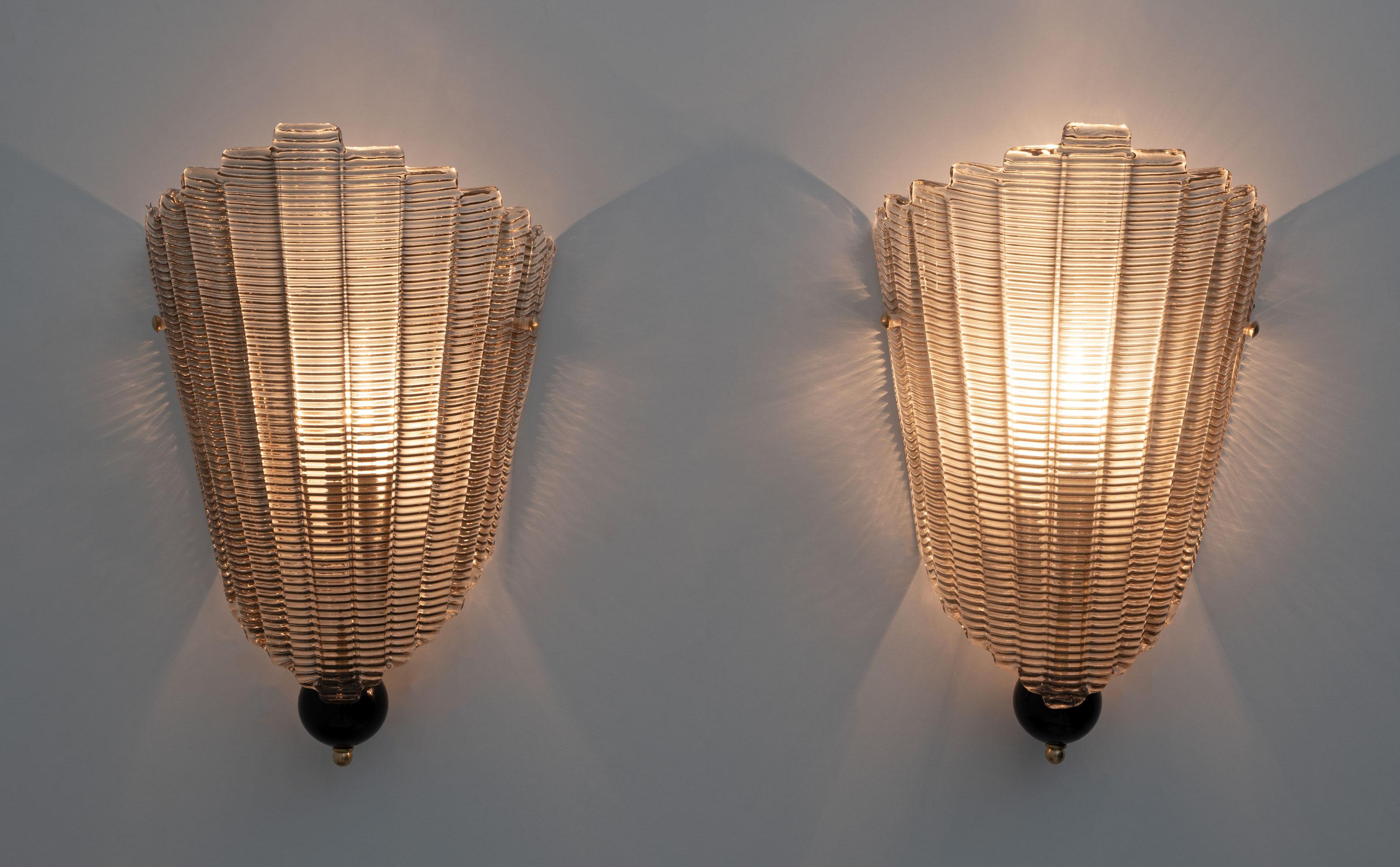 Late 20th Century Pair of Modern Italian Murano Glass Textured Wall Sconces, 80s For Sale