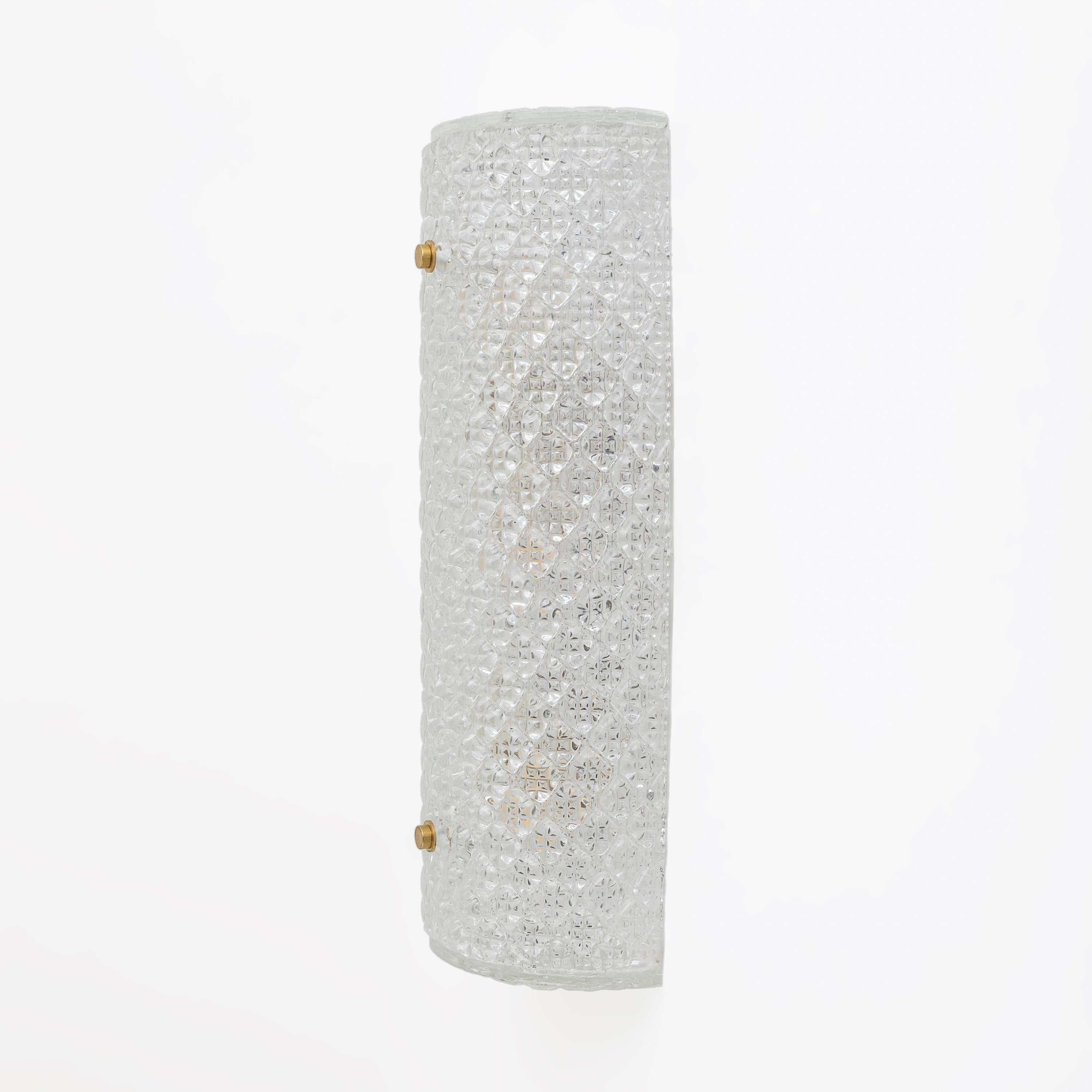 Pair of Modern Italian Murano Glass Textured Wall Sconces For Sale 1
