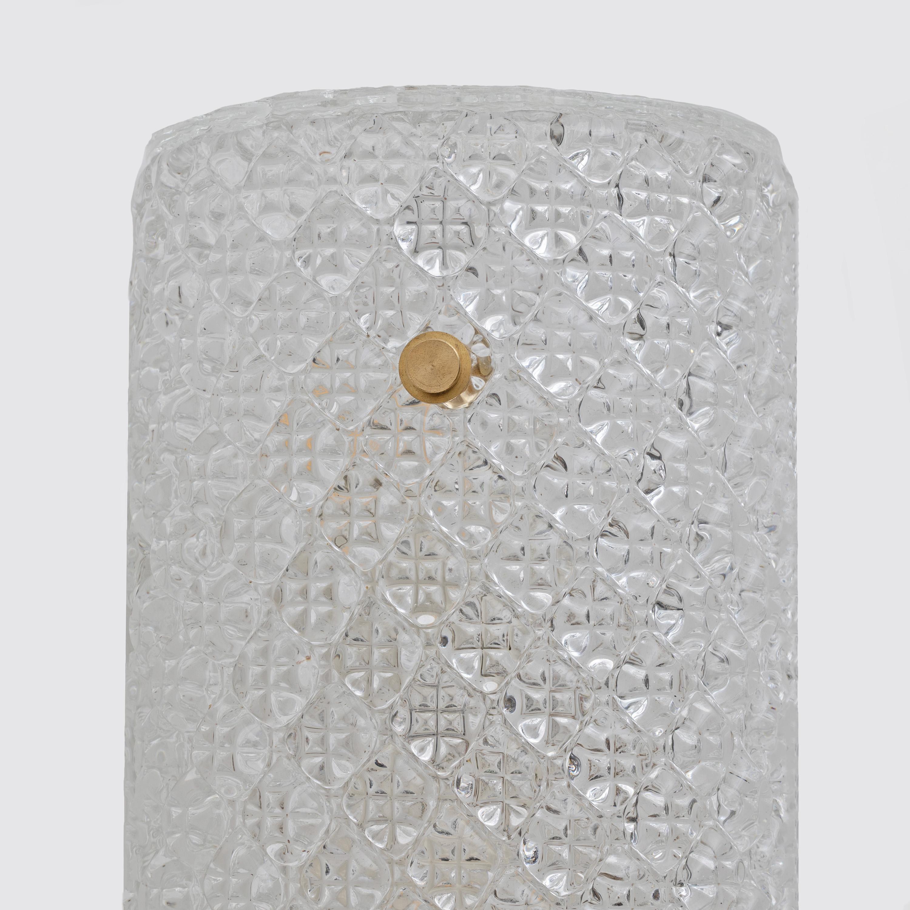 Pair of Modern Italian Murano Glass Textured Wall Sconces For Sale 3