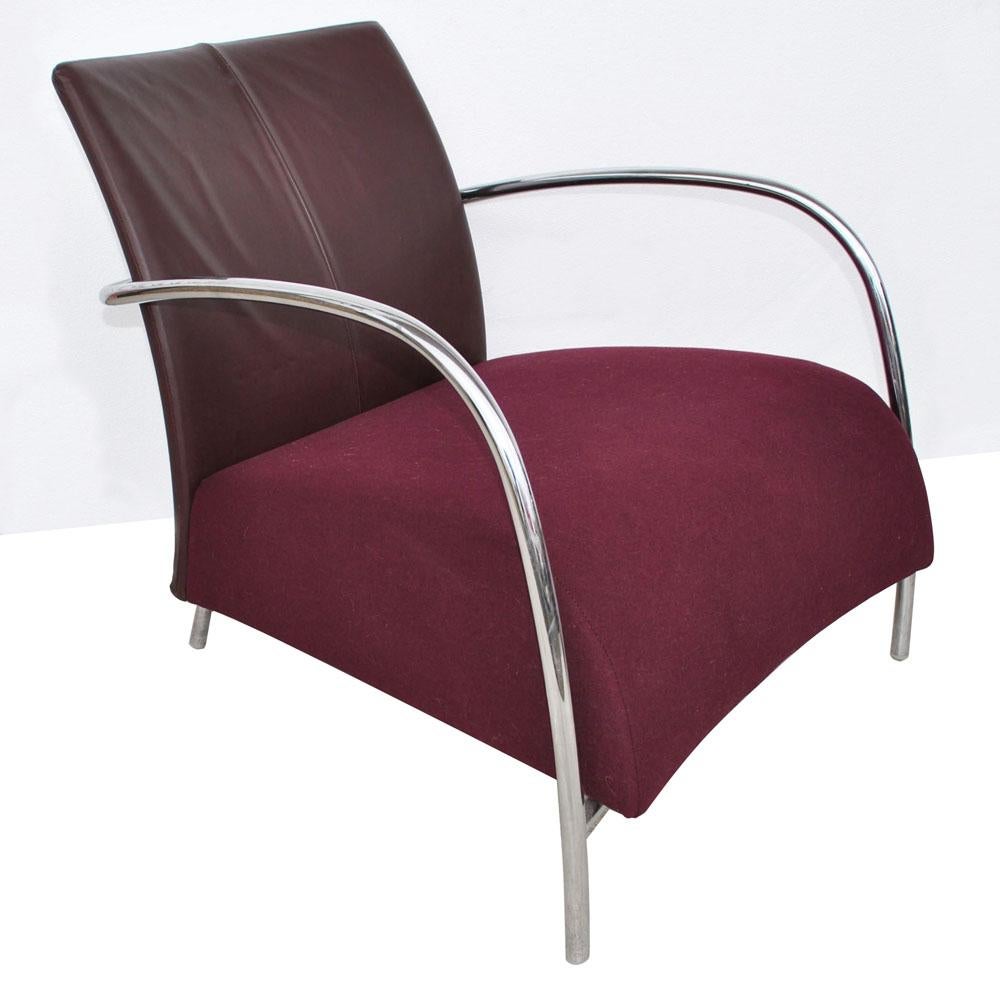 Contemporary Pair of Modern Italian Style Tubular Chrome Lounge Chairs