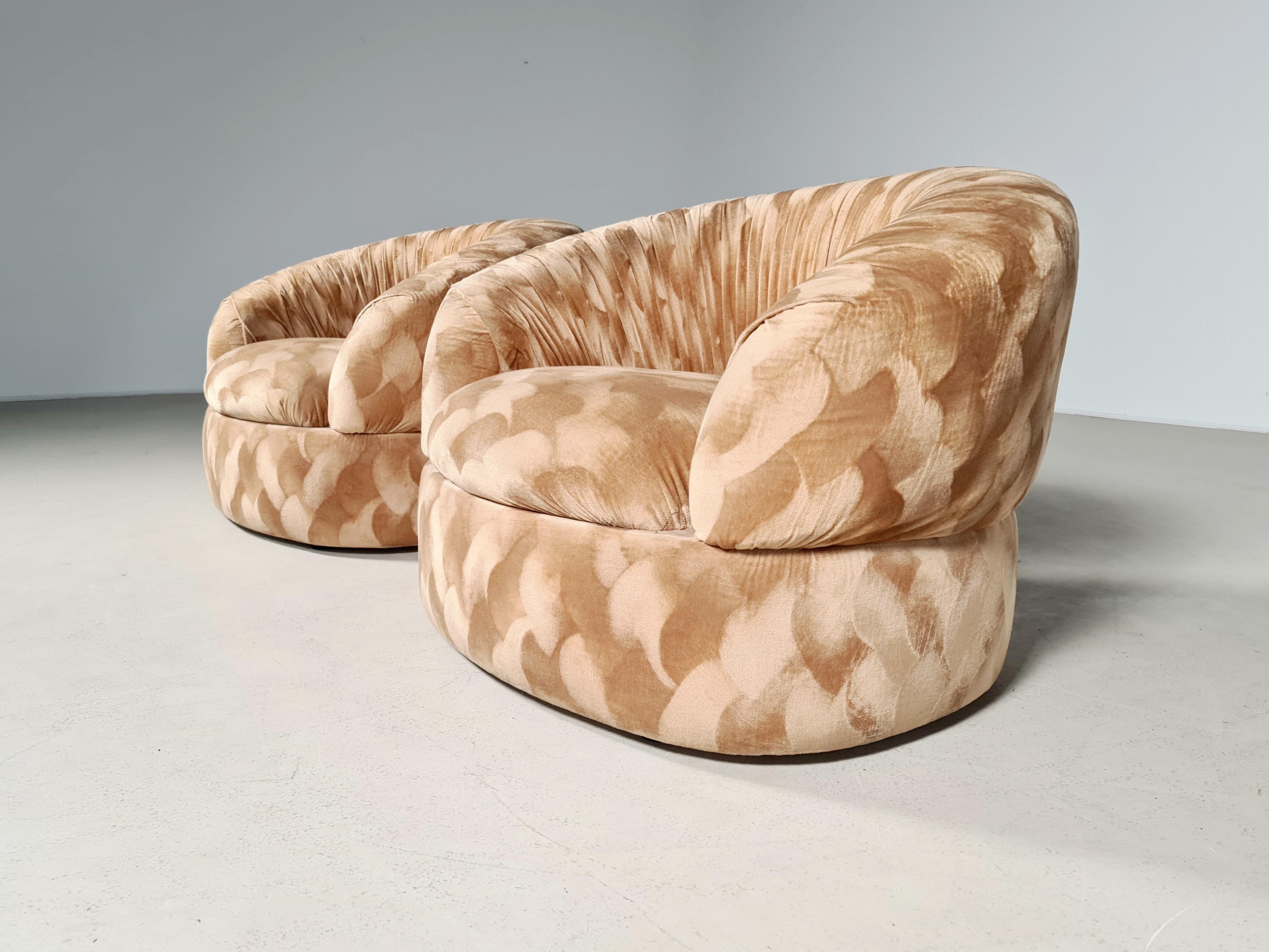 Mid-20th Century Pair of Mid-Century Modern Italian original Velvet Lounge Chairs, 1960s