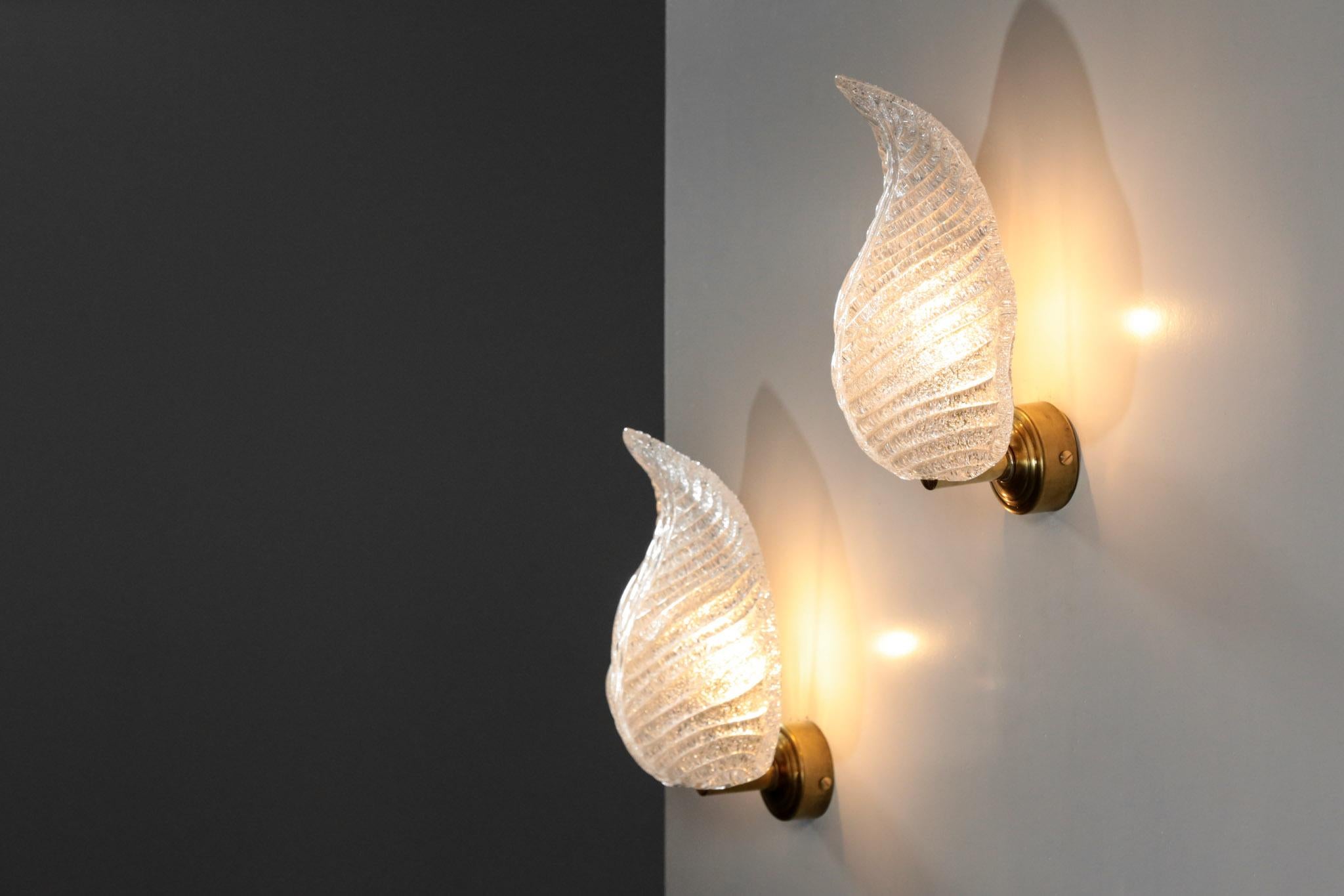 Modern Italian Wall Light, Murano Glass For Sale 5