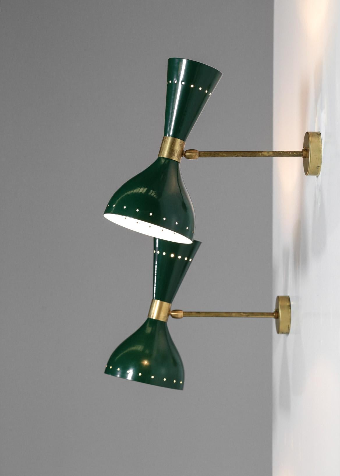 European Pair of Modern Italian Wall Lights 'Diabolo' Green ML103 For Sale