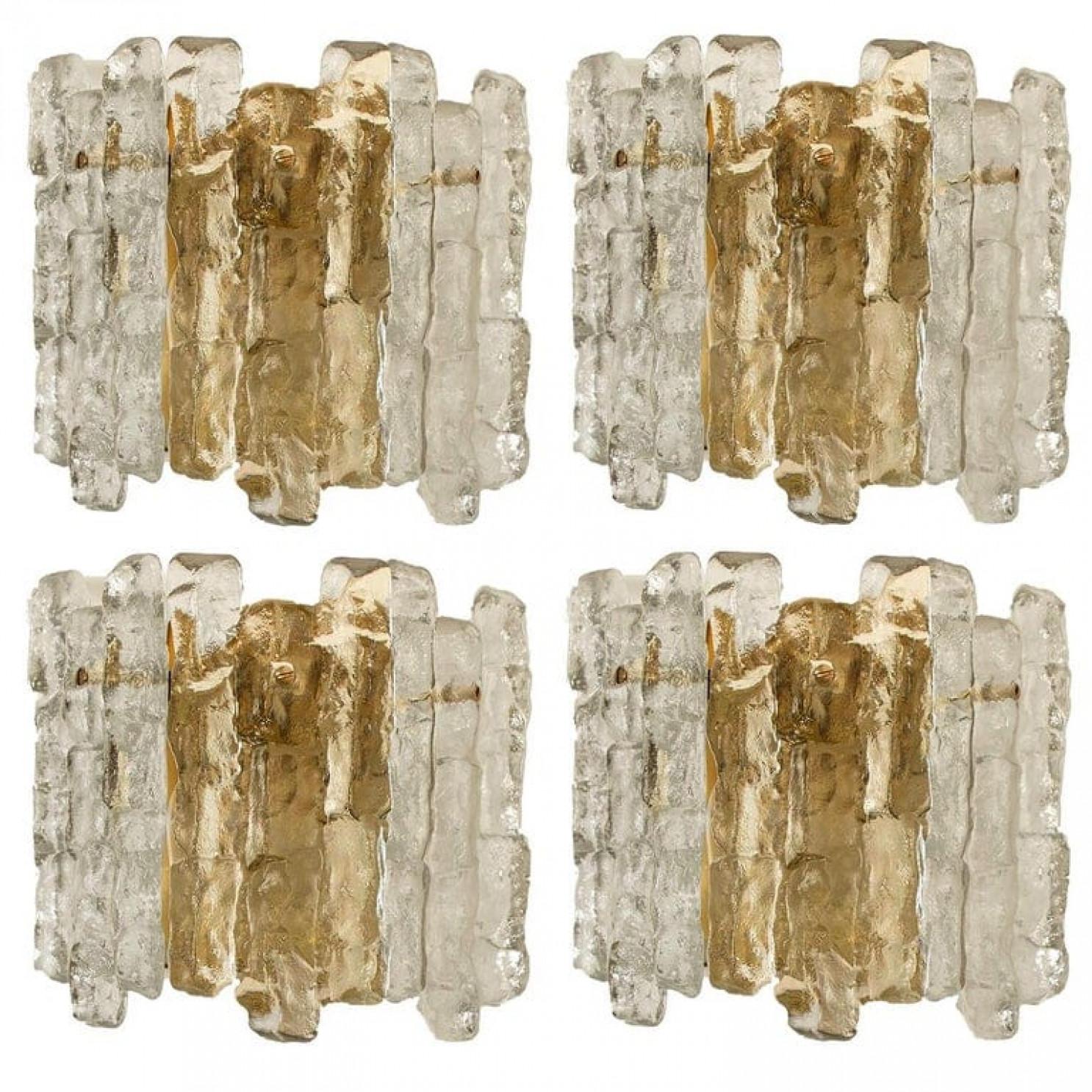 Pair of Modern Kalmar Brass Two-Tiered Ice Glass Pendant Chandeliers, 1970s im Angebot 3