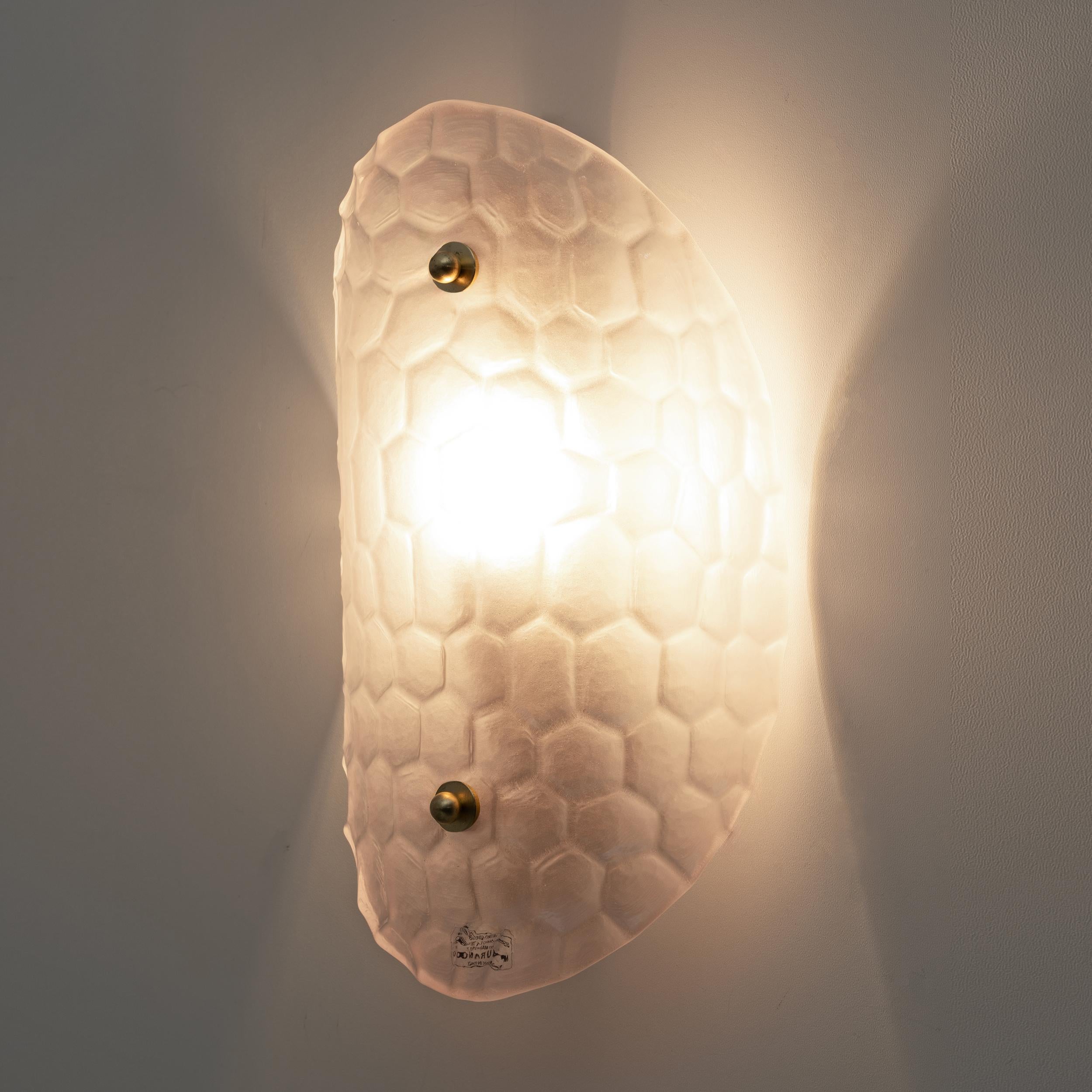 Ein Paar Modern Light Pink Murano Glass Sconces (Moderne) im Angebot
