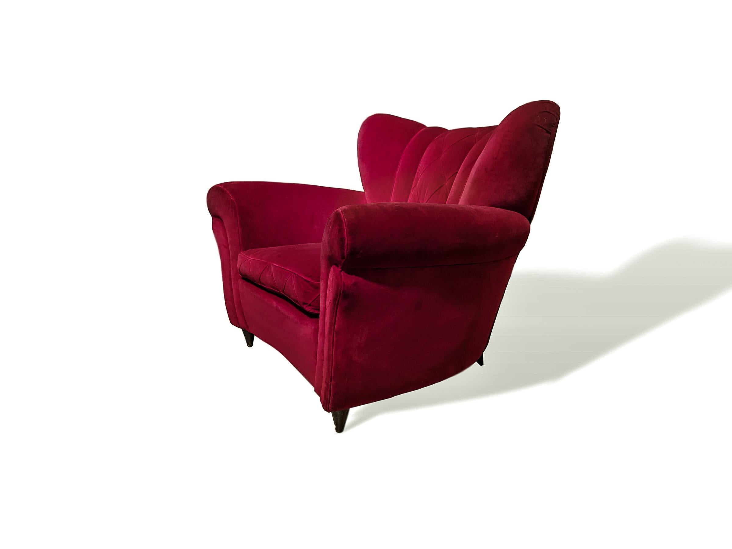 Pair of Modern Lounge Chairs attributed to Guglielmo Ulrich, Italian, circa 1940 3