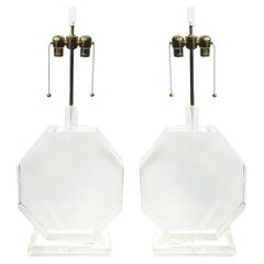 Moderne Lucite-Tischlampen von Pegaso Gallery, Paar