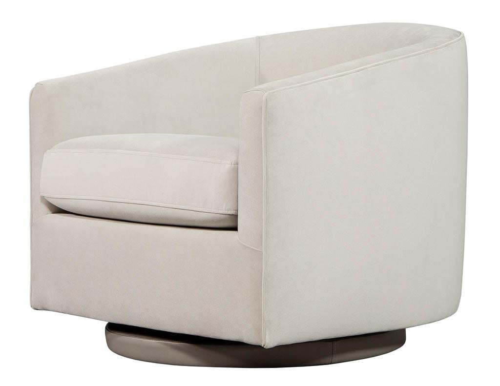 Pair of Modern Midcentury Style Swivel Livingroom Chairs 2