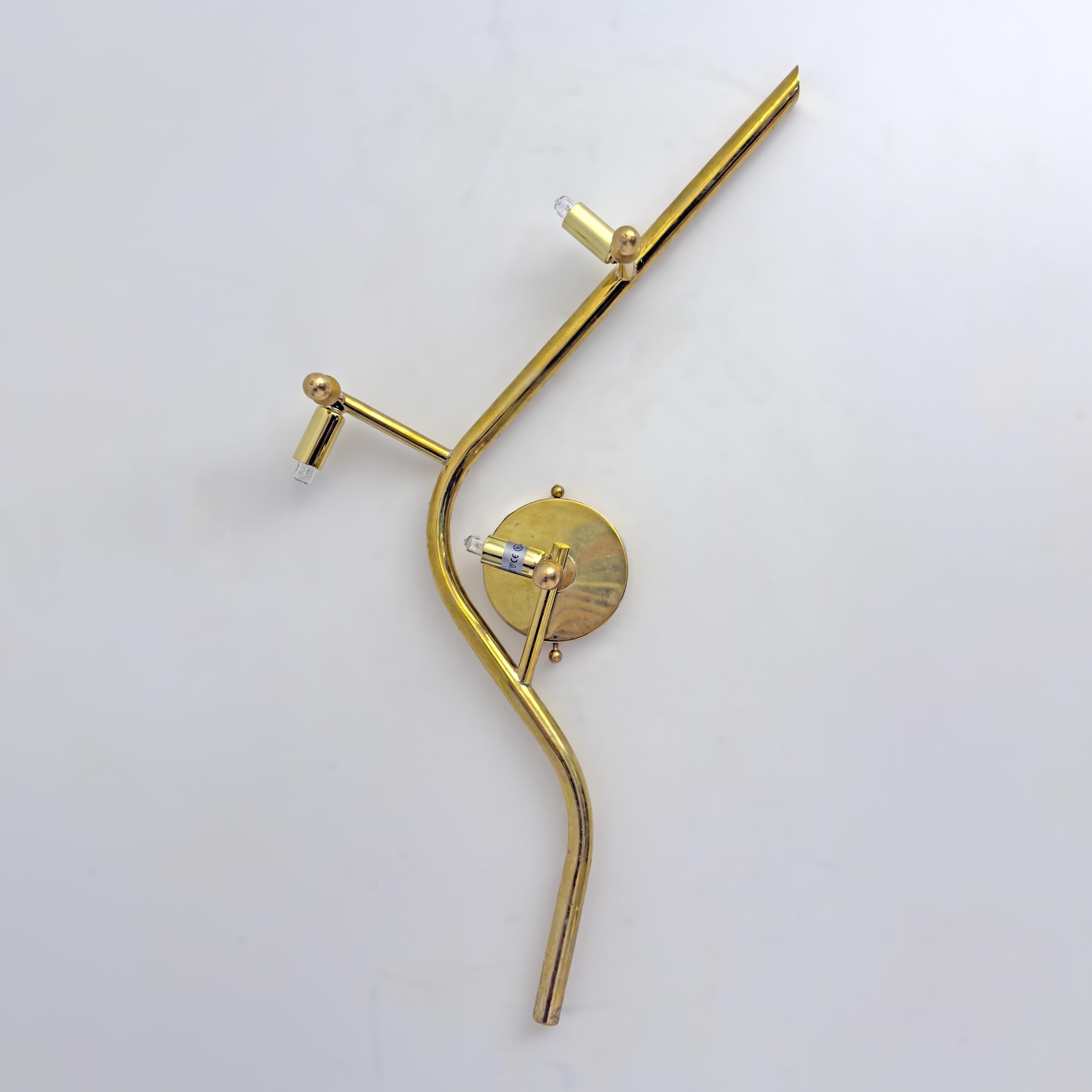 Paire d'appliques modernes en verre artistique de Murano rose nacré et laiton en vente 2