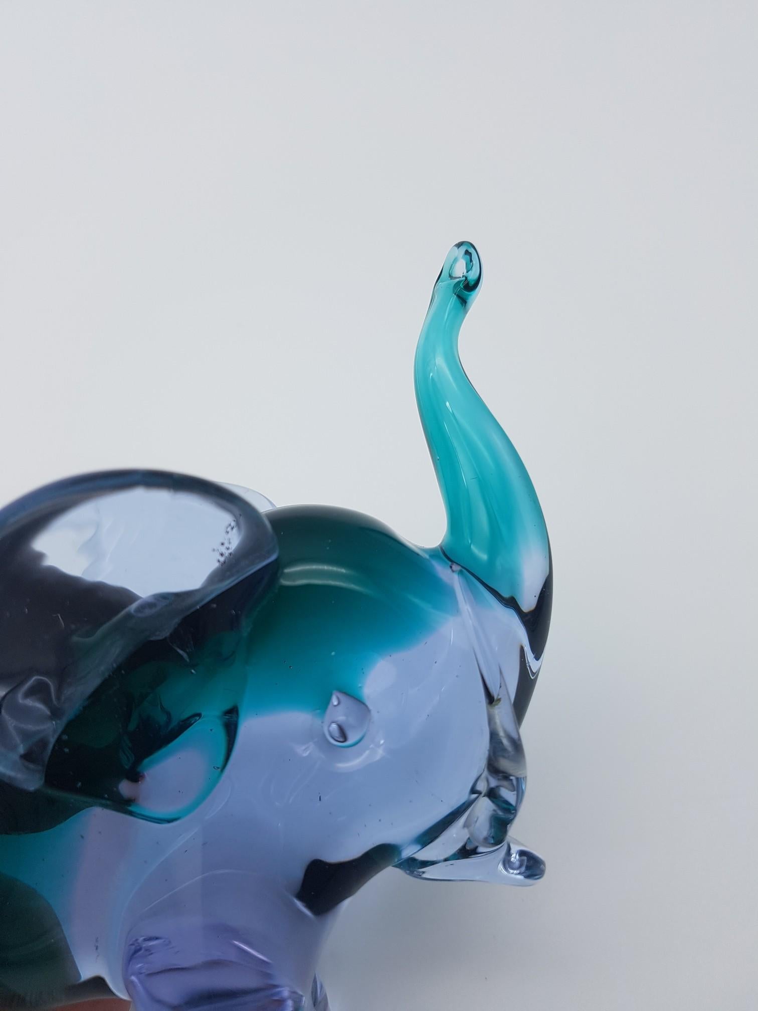 Pair of Modern Murano Glass Elephants by Cenedese, Late 1970s For Sale 7